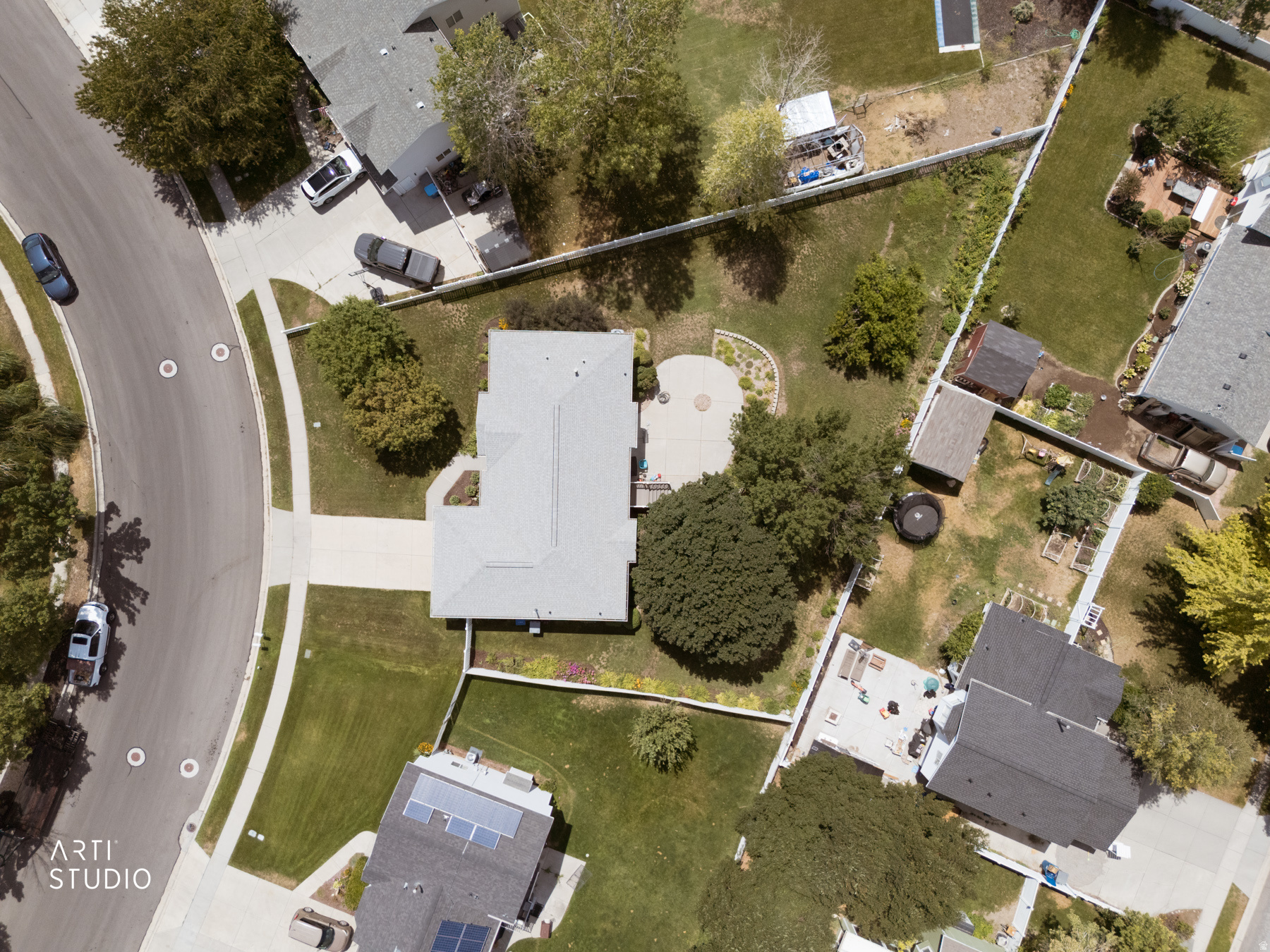 main property photo 36