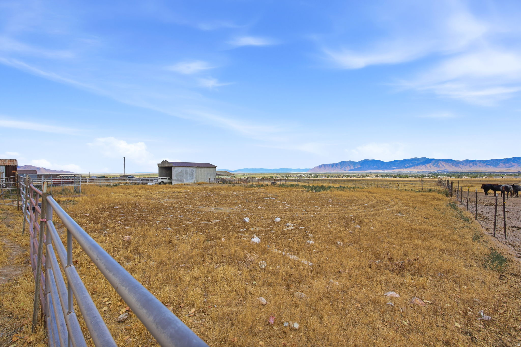 main property photo 45