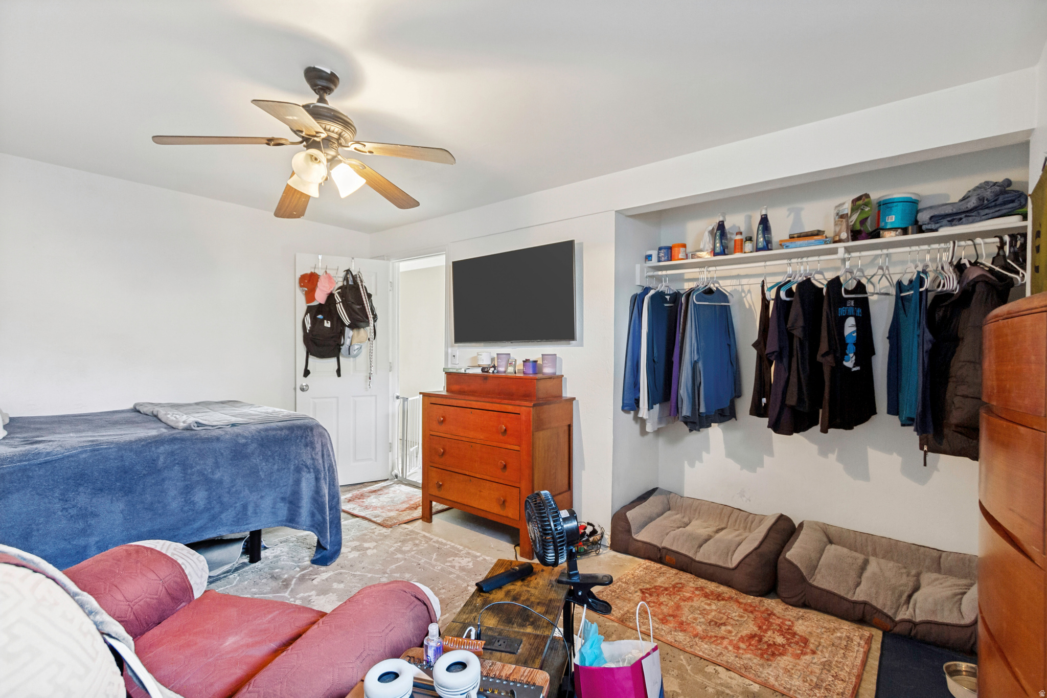 main property photo 23
