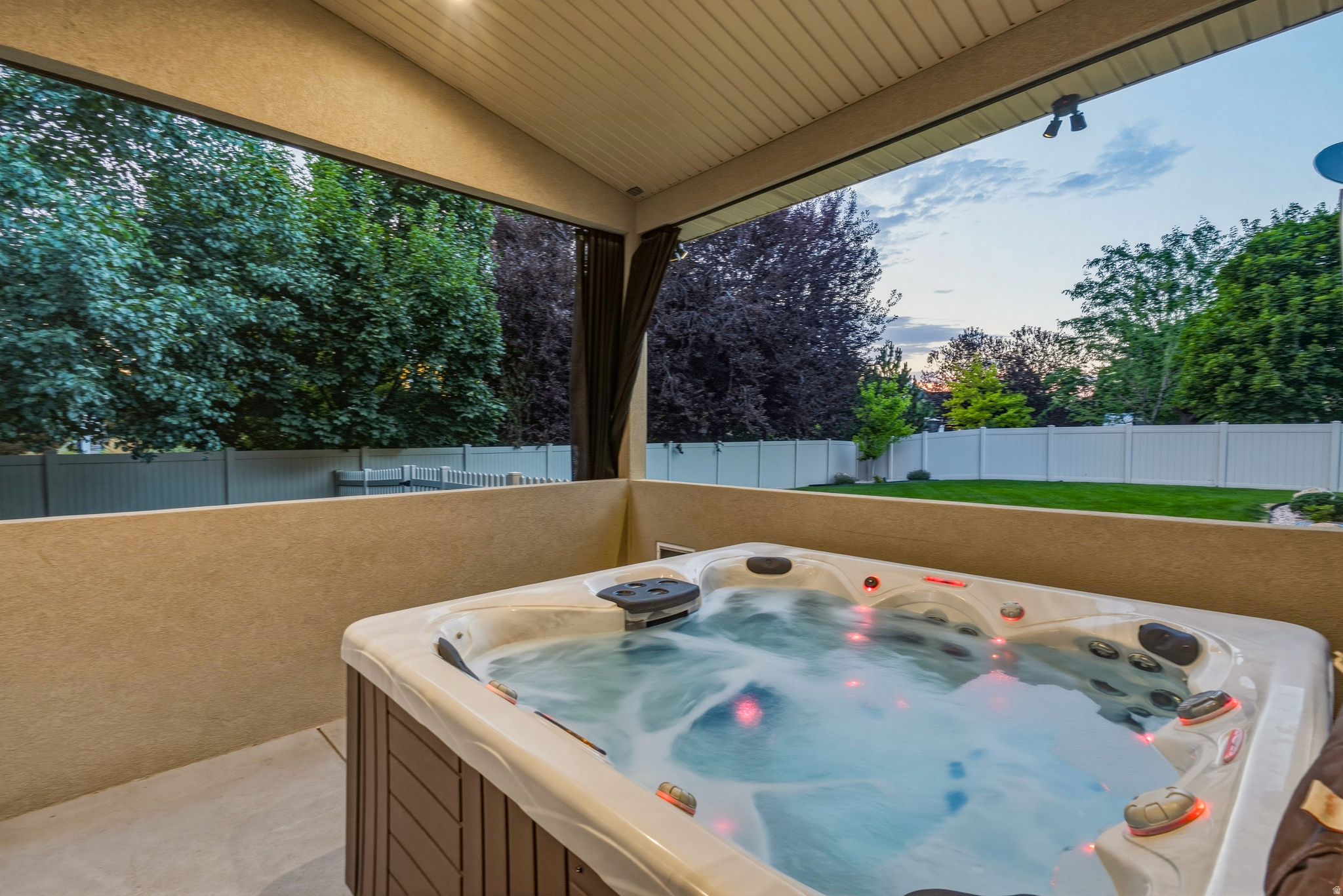 main property photo 54