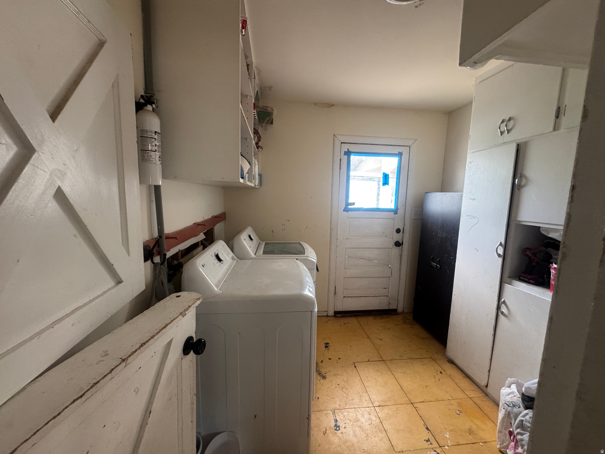 main property photo 11
