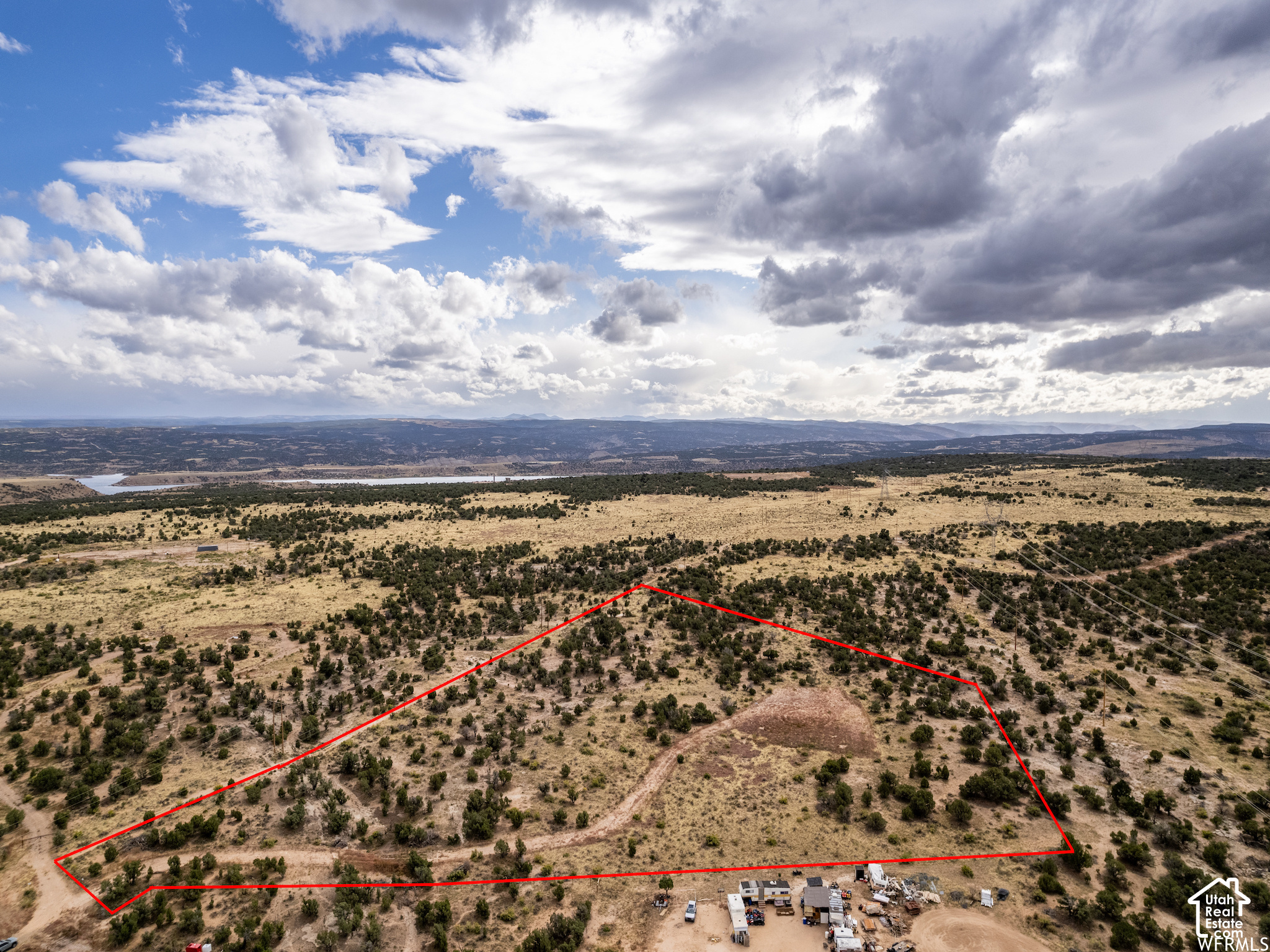 main property photo 6