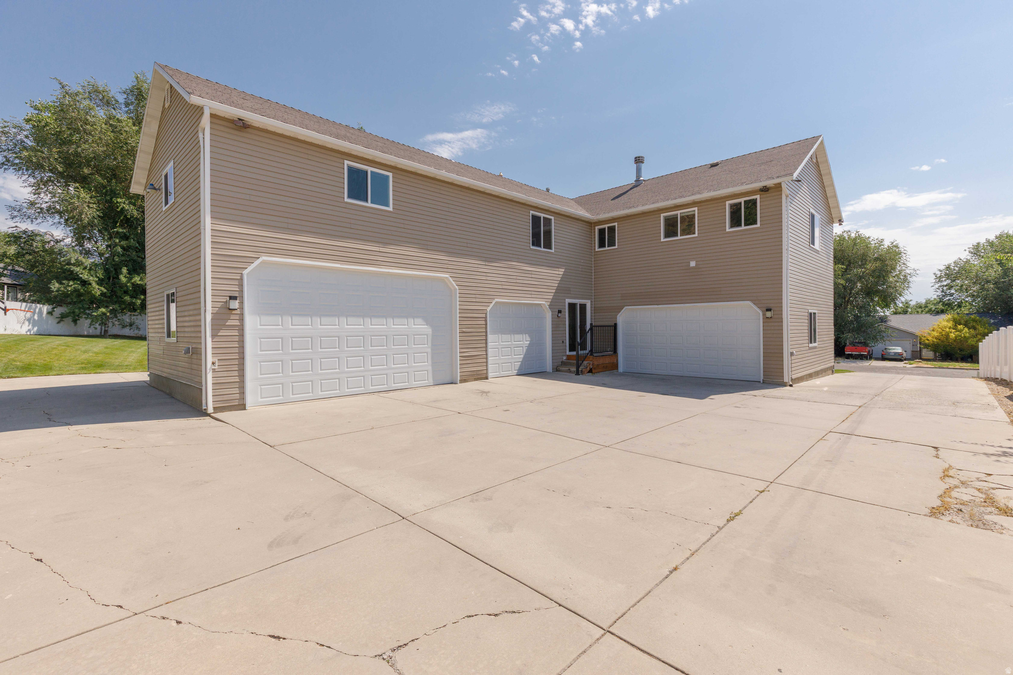 main property photo 56