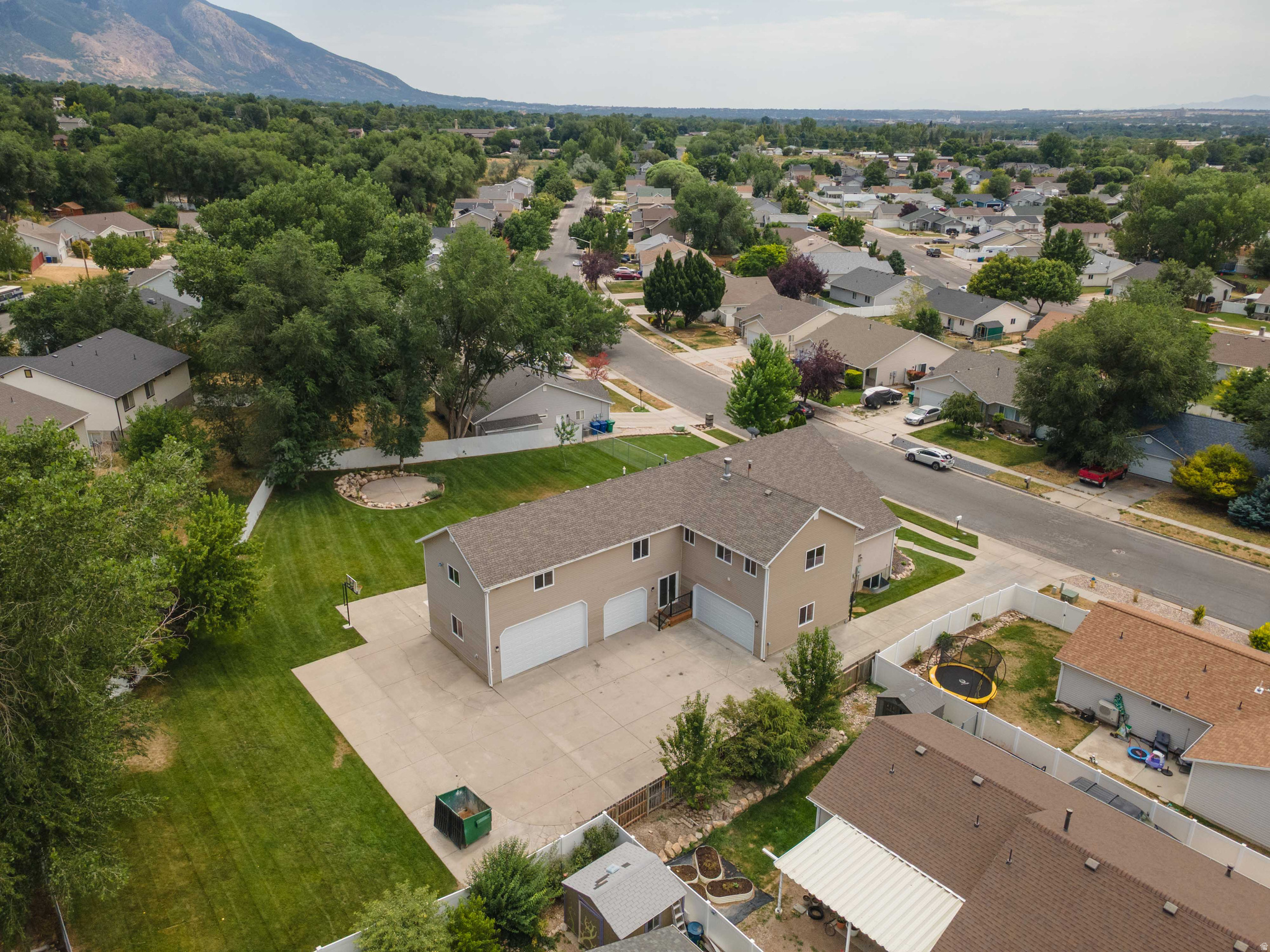 main property photo 59