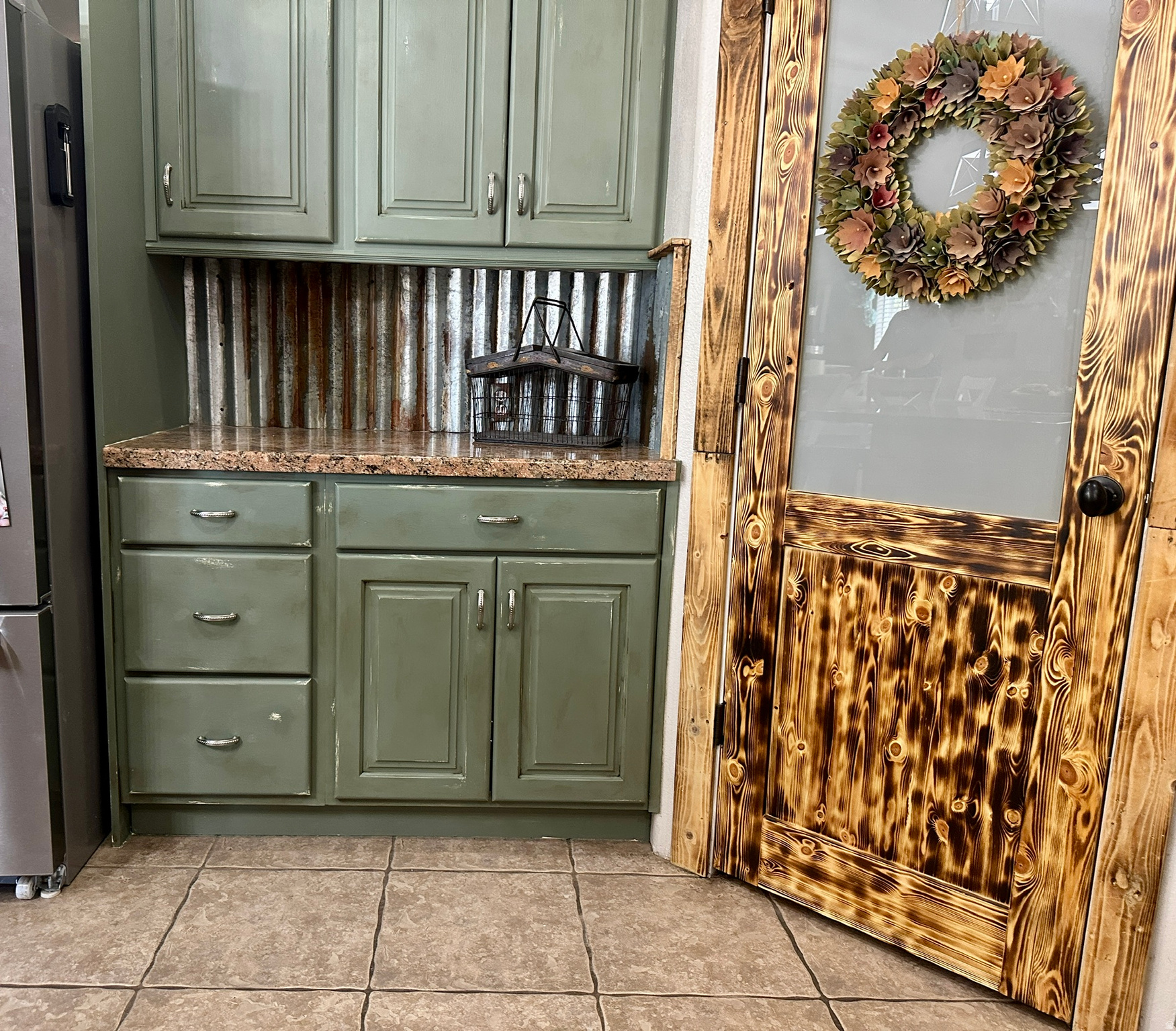 main property photo 18
