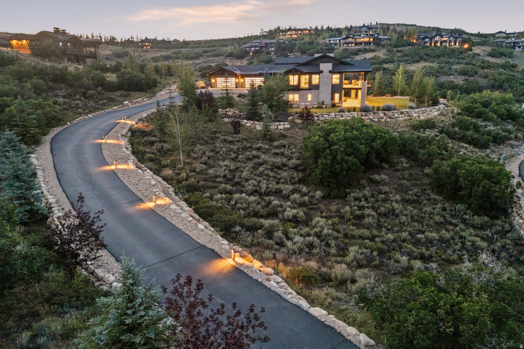 main property photo 78