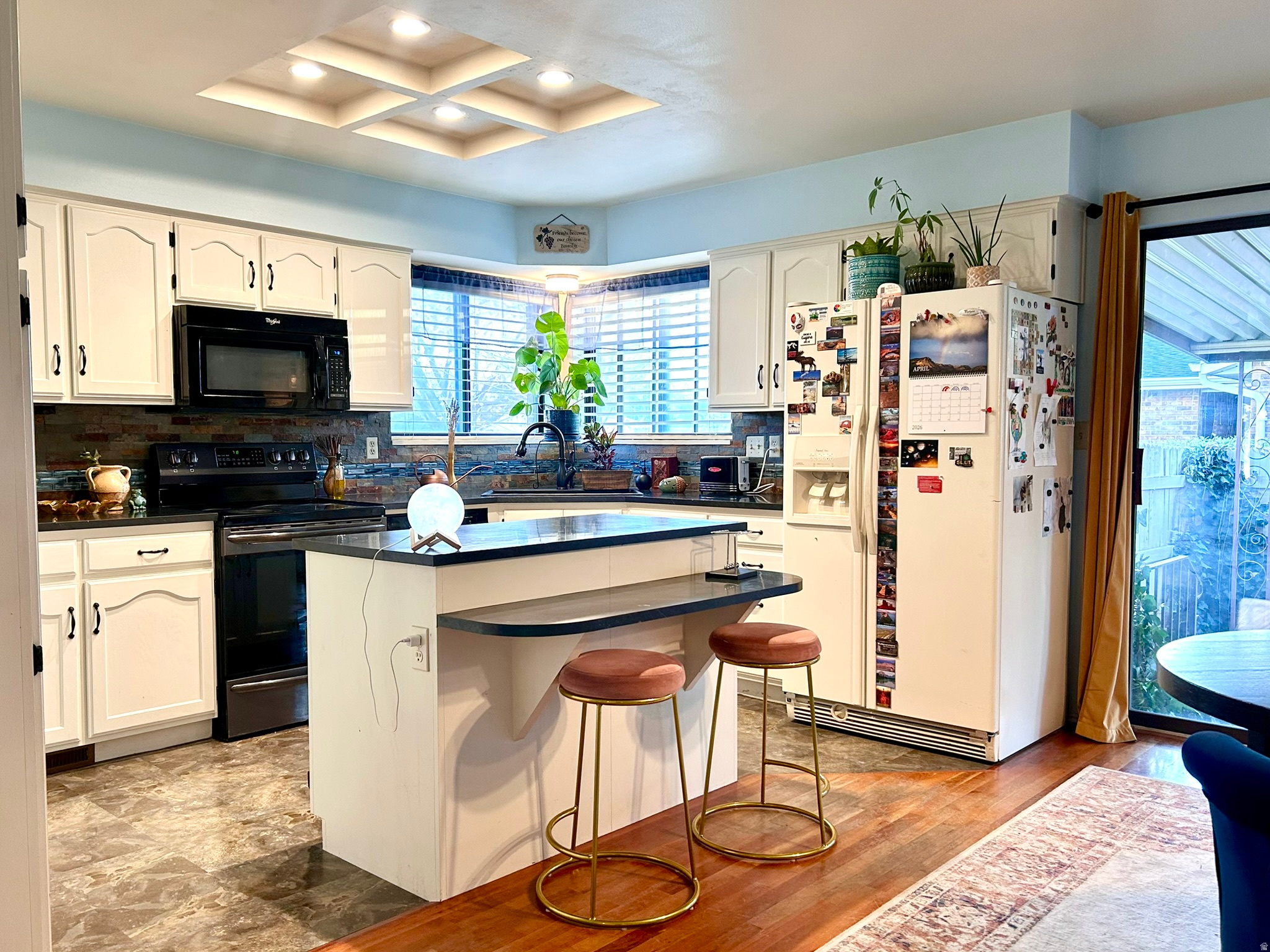 main property photo 17