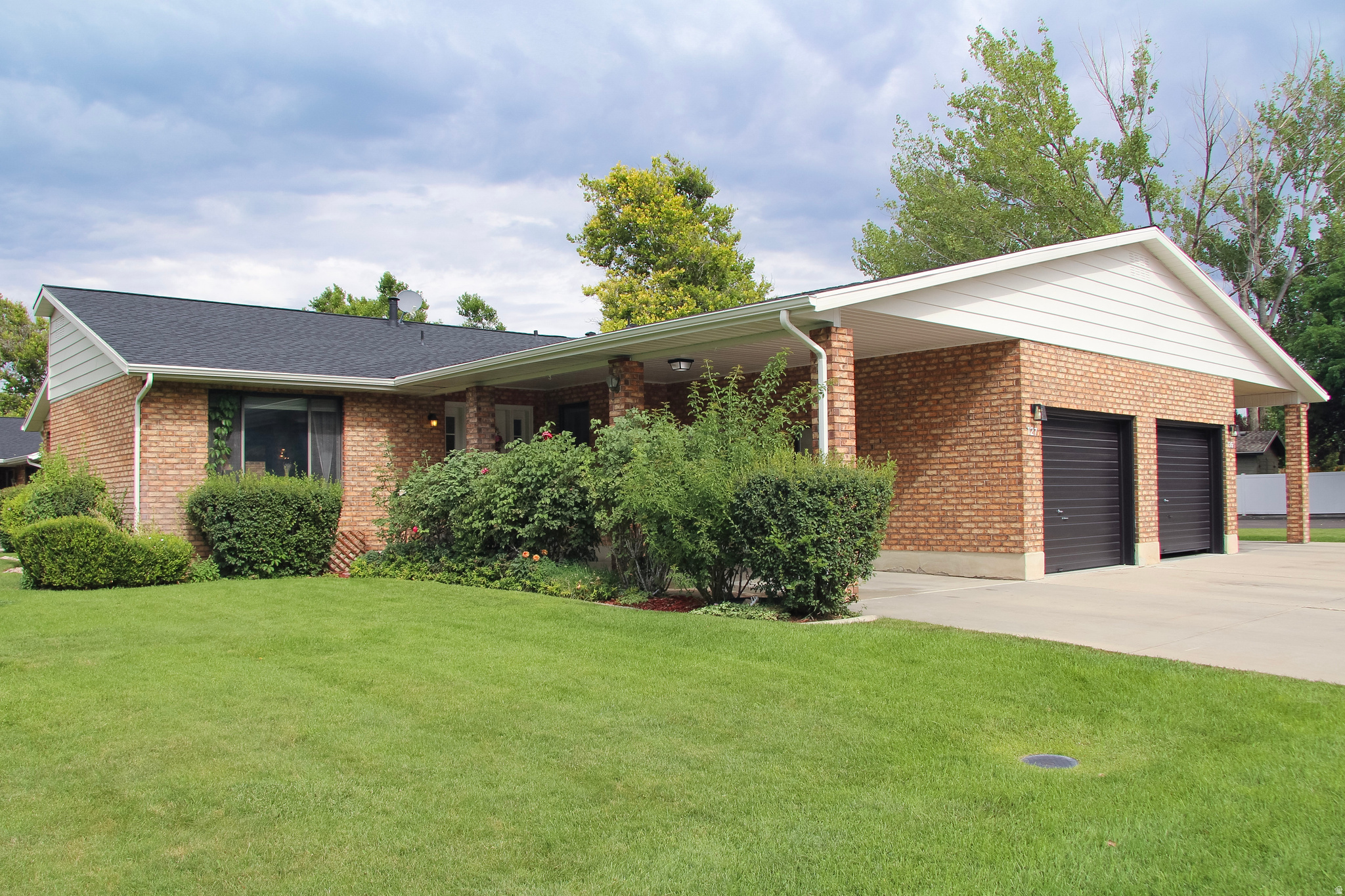 main property photo 49