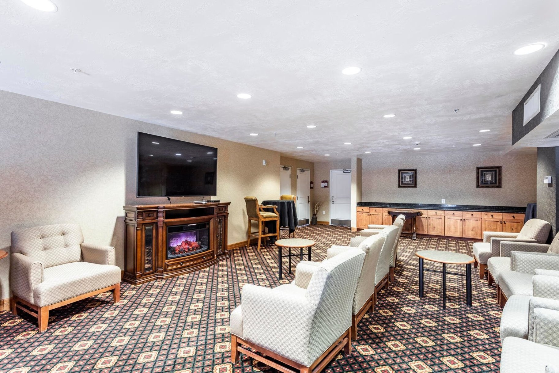 main property photo 51