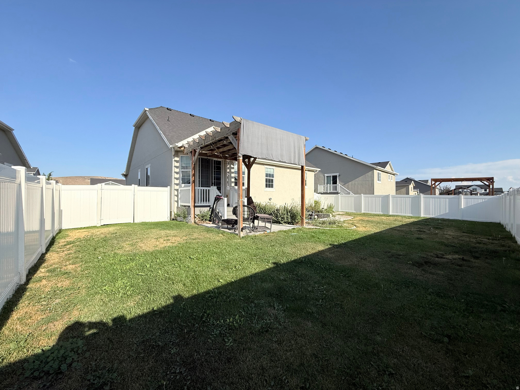 main property photo 29