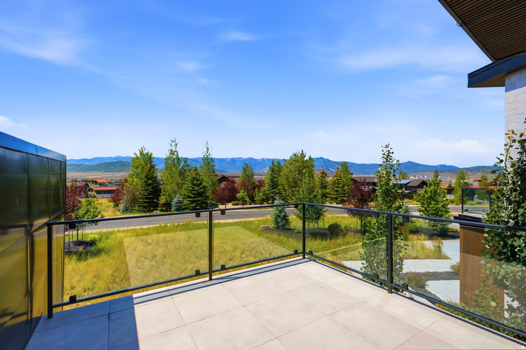 main property photo 58