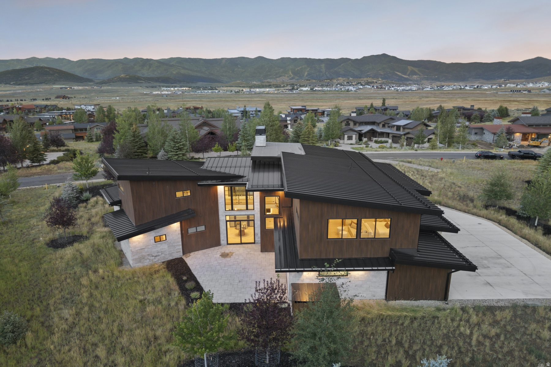 main property photo 64