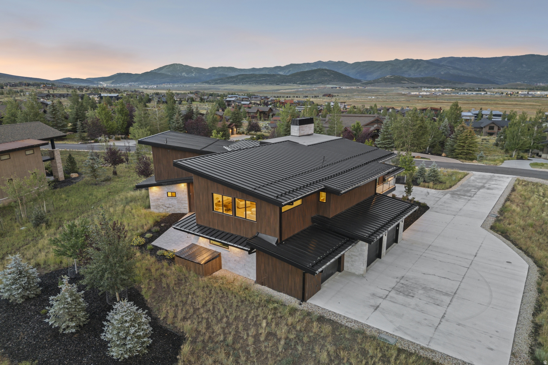 main property photo 65