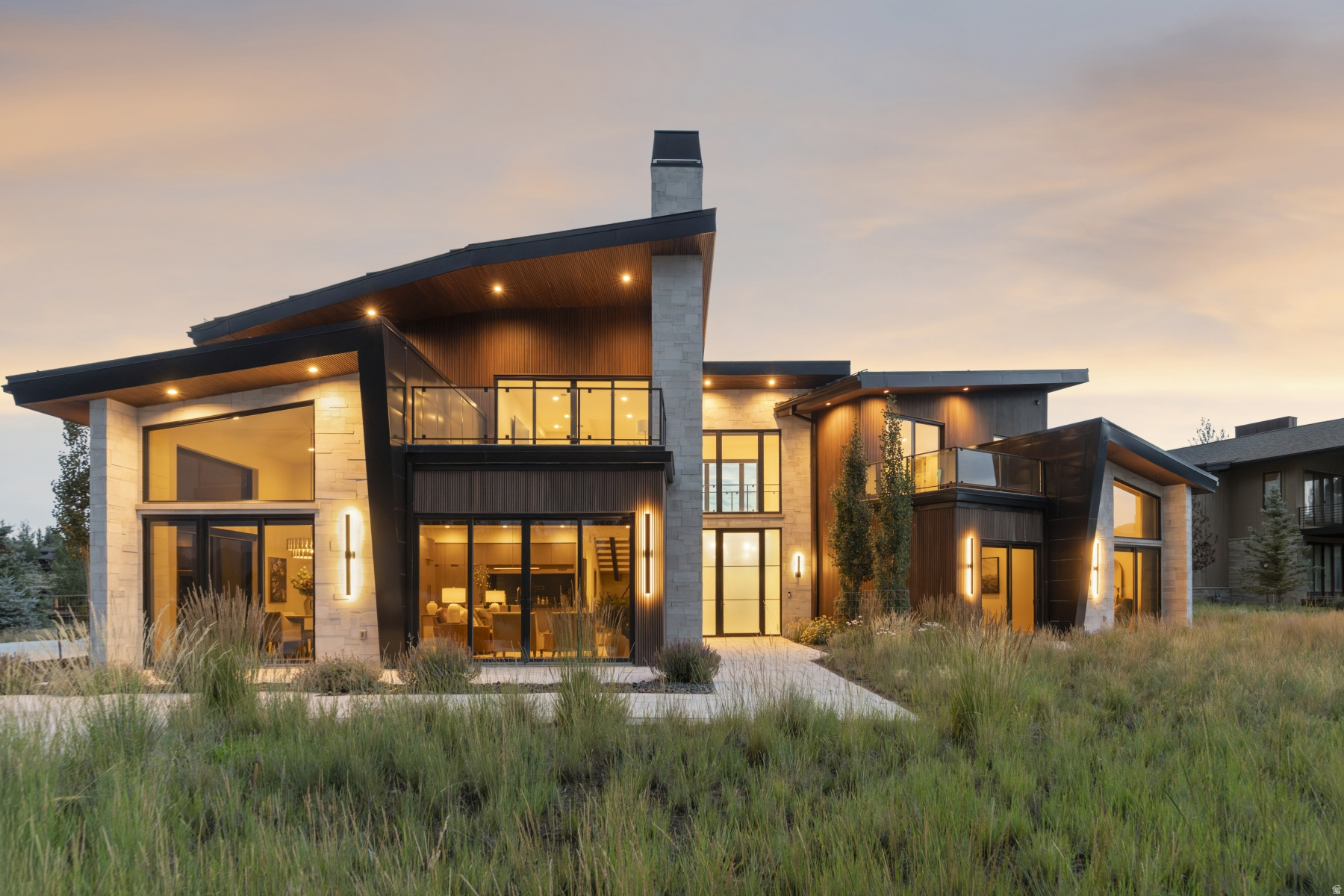 main property photo 70