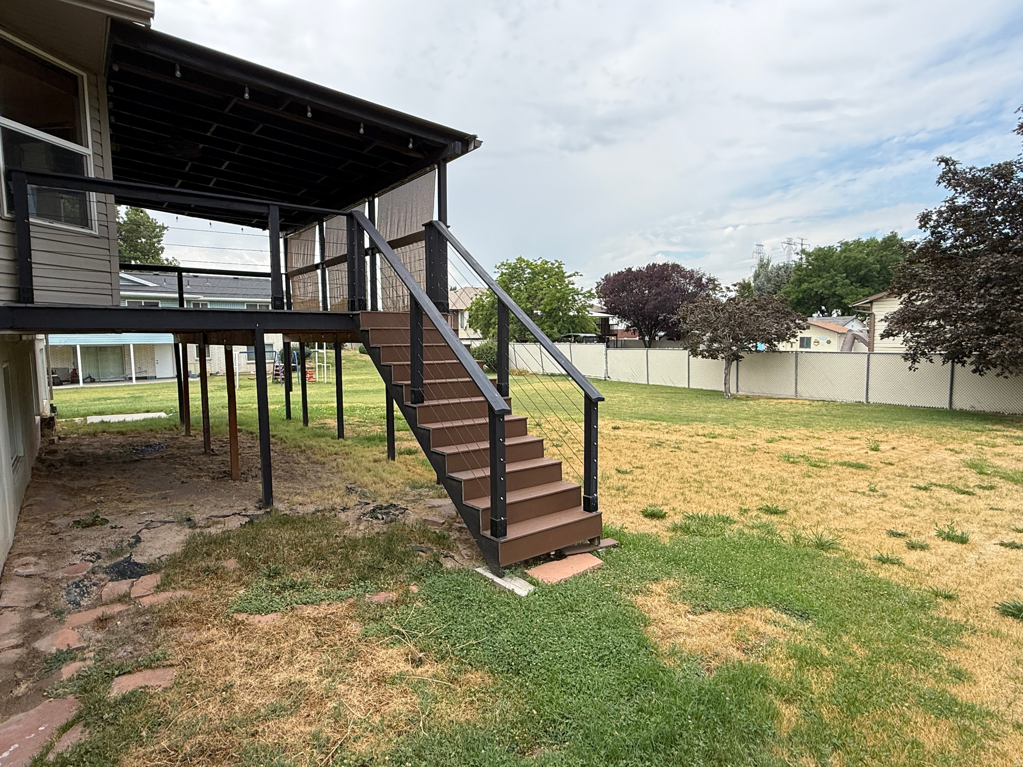main property photo 25