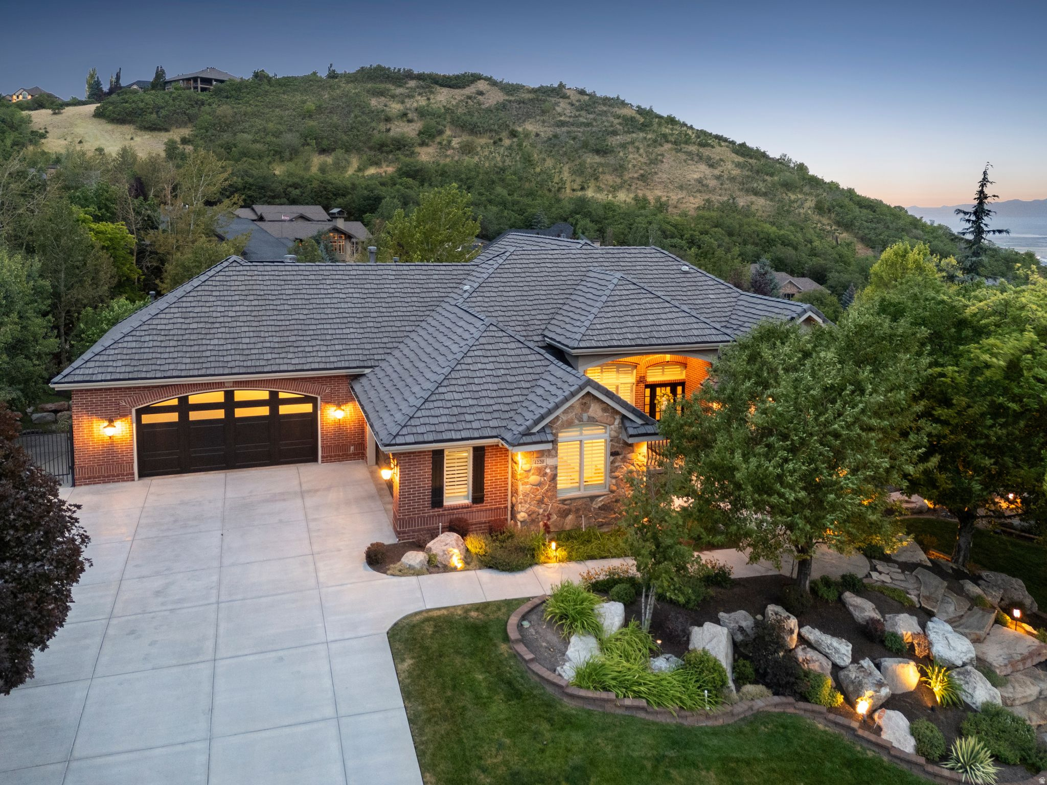 main property photo 61