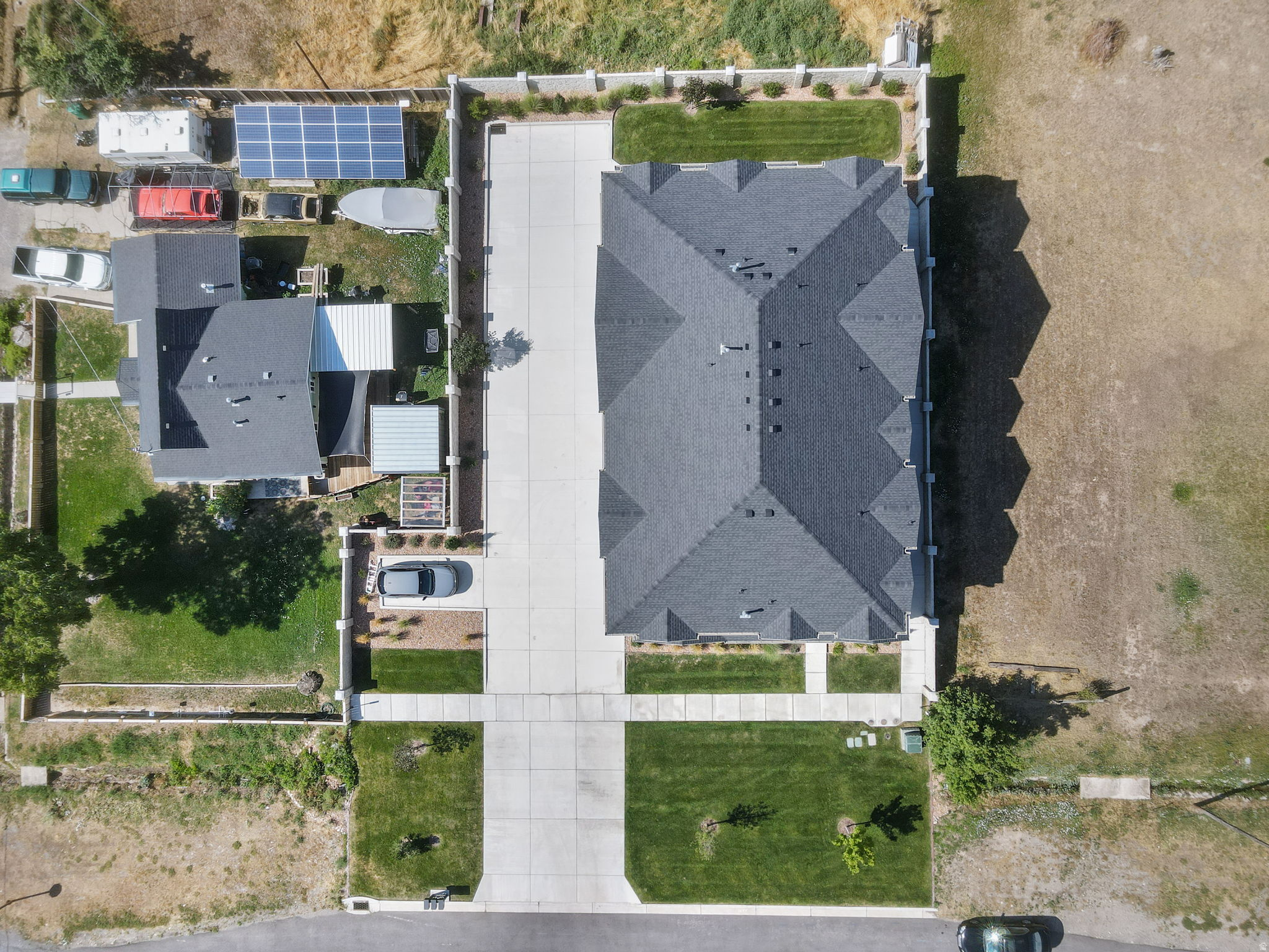 main property photo 31