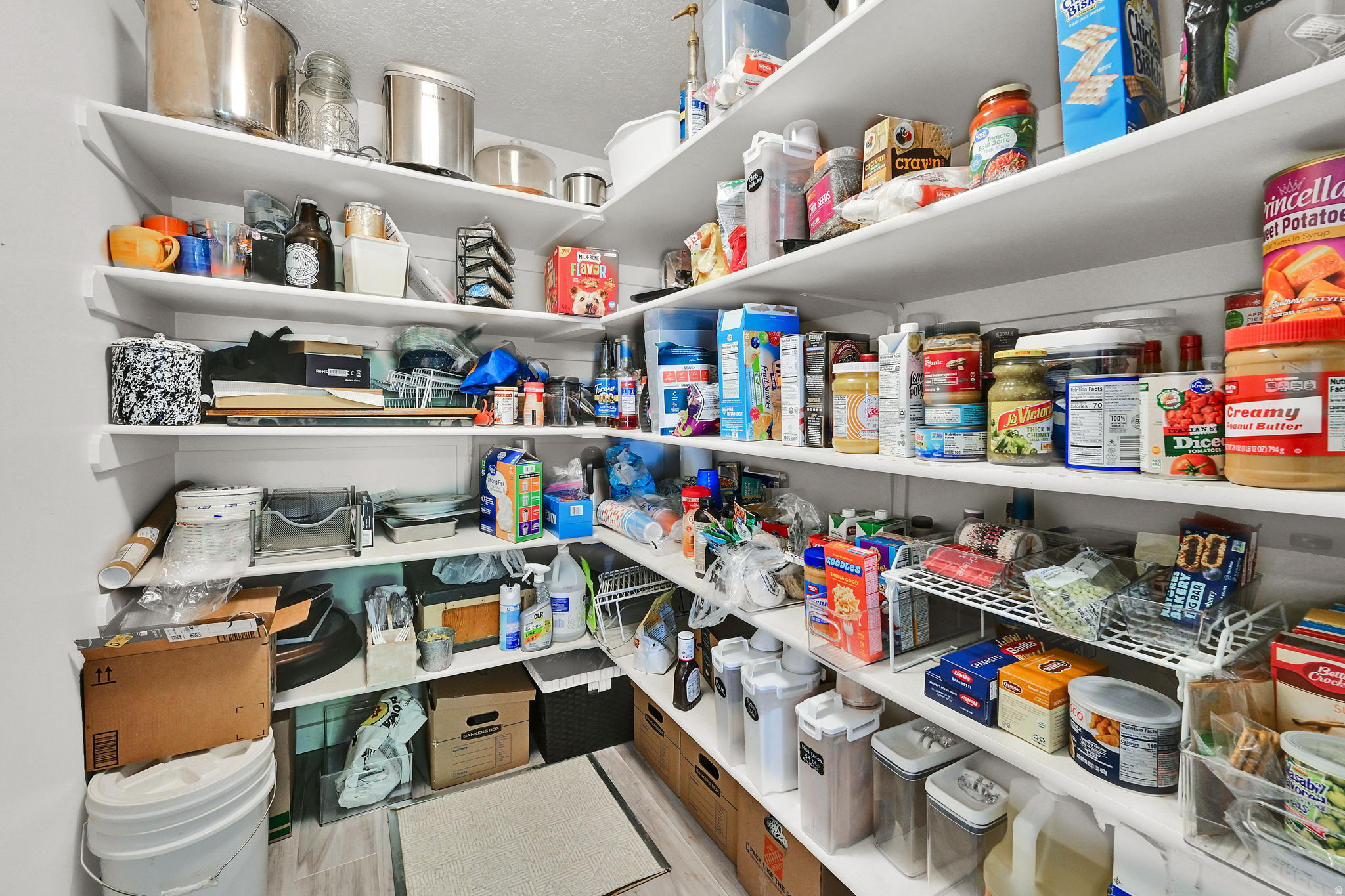main property photo 15