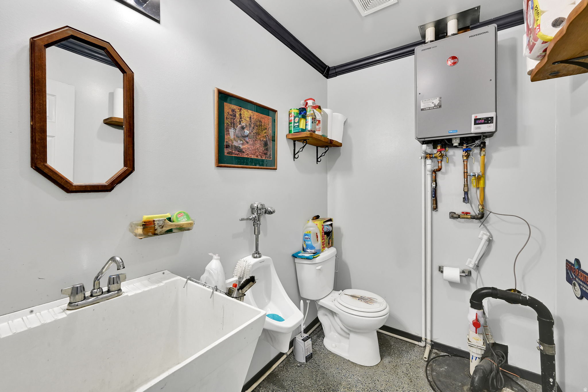 main property photo 32