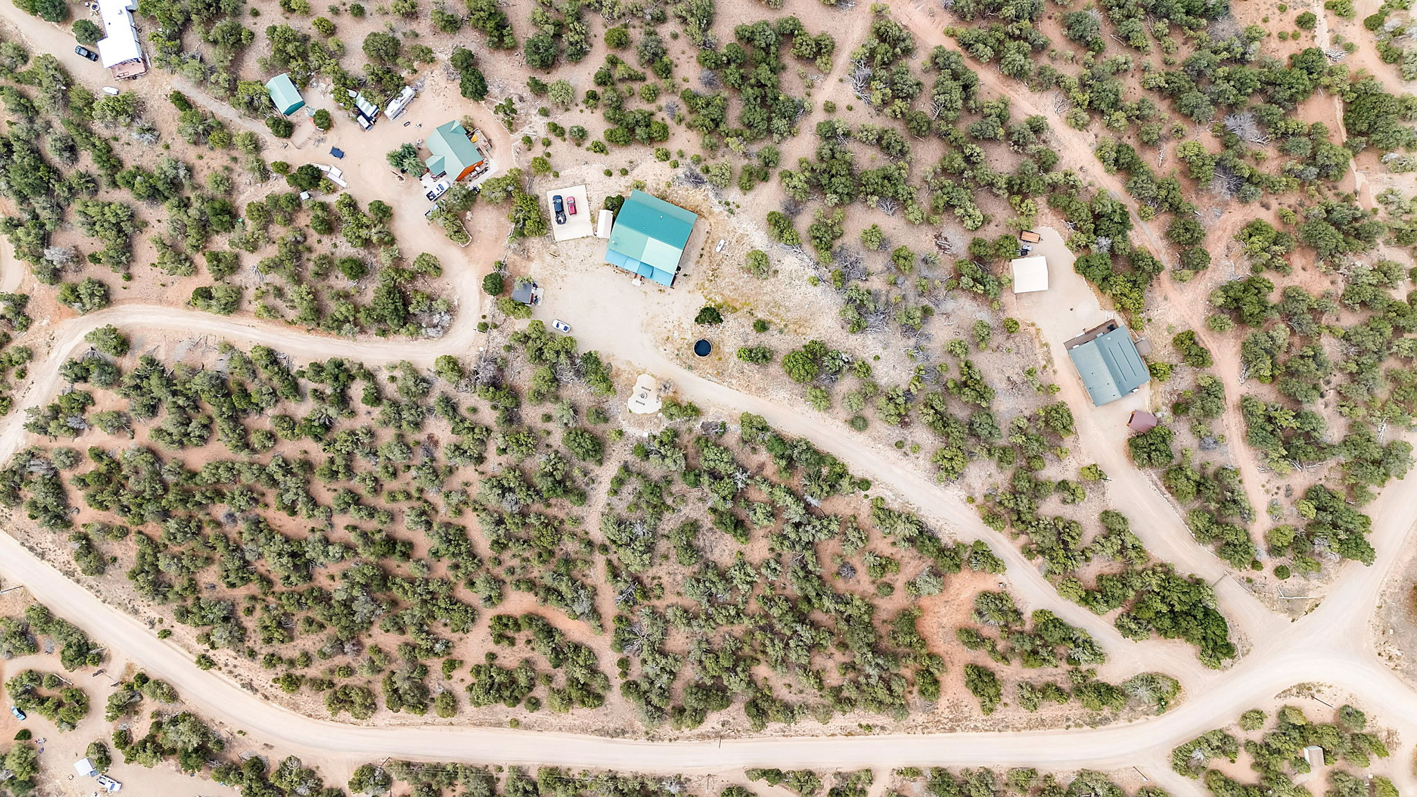 main property photo 40