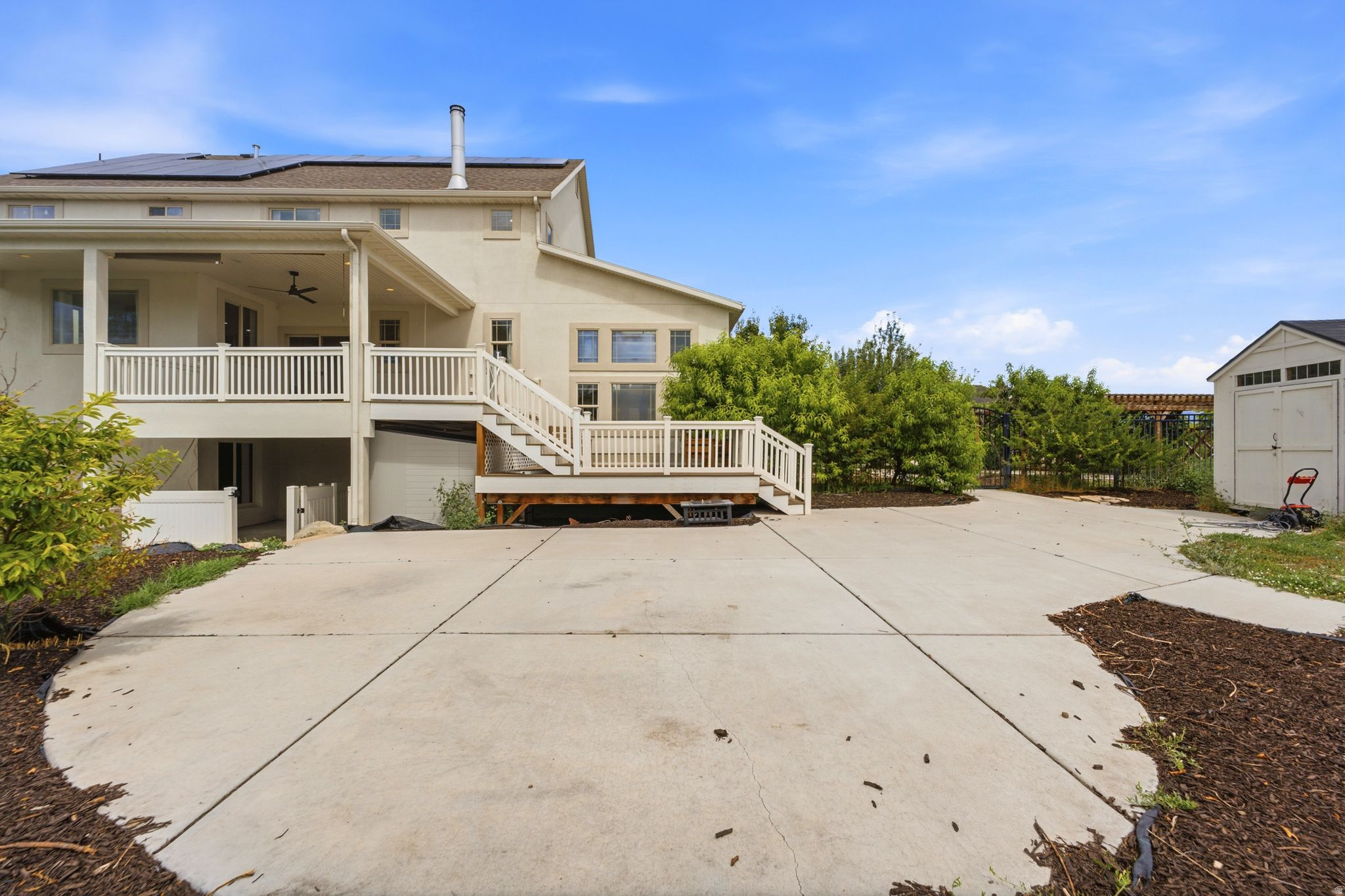 main property photo 41