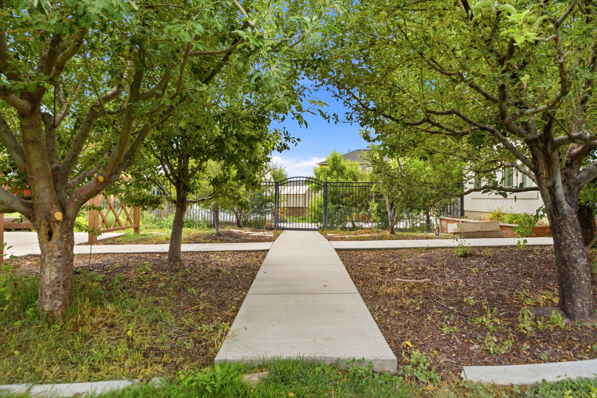 main property photo 44