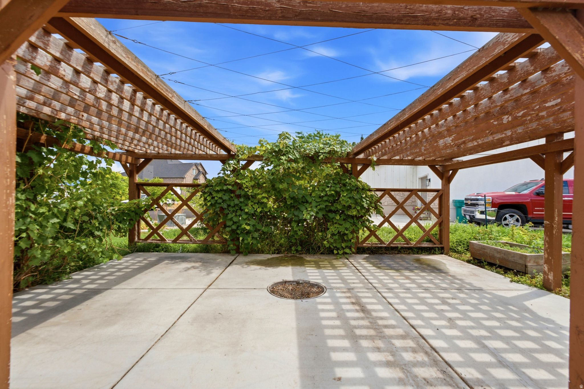 main property photo 47