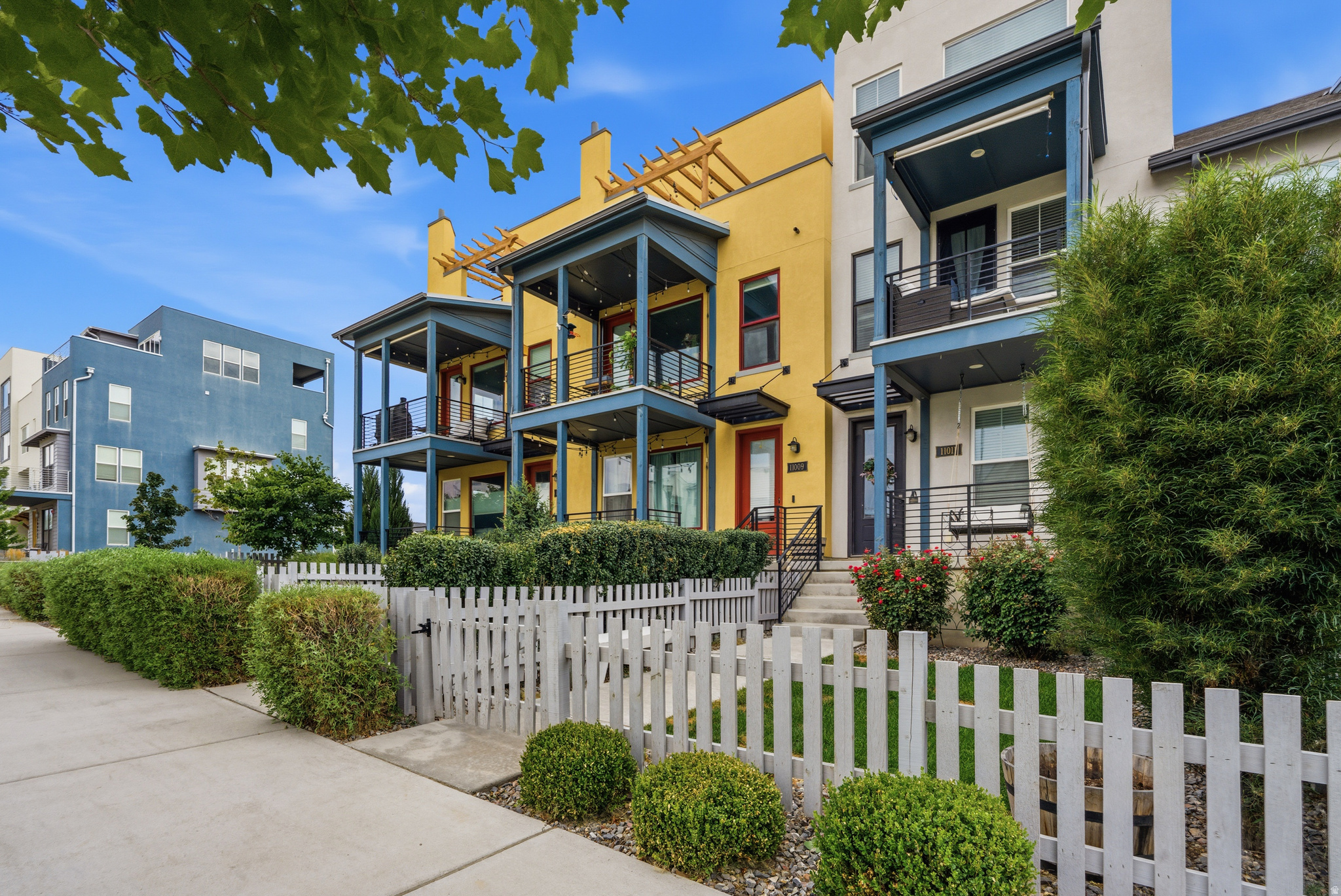 main property photo 18