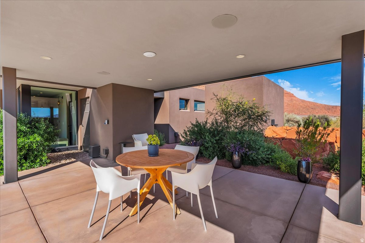 main property photo 50