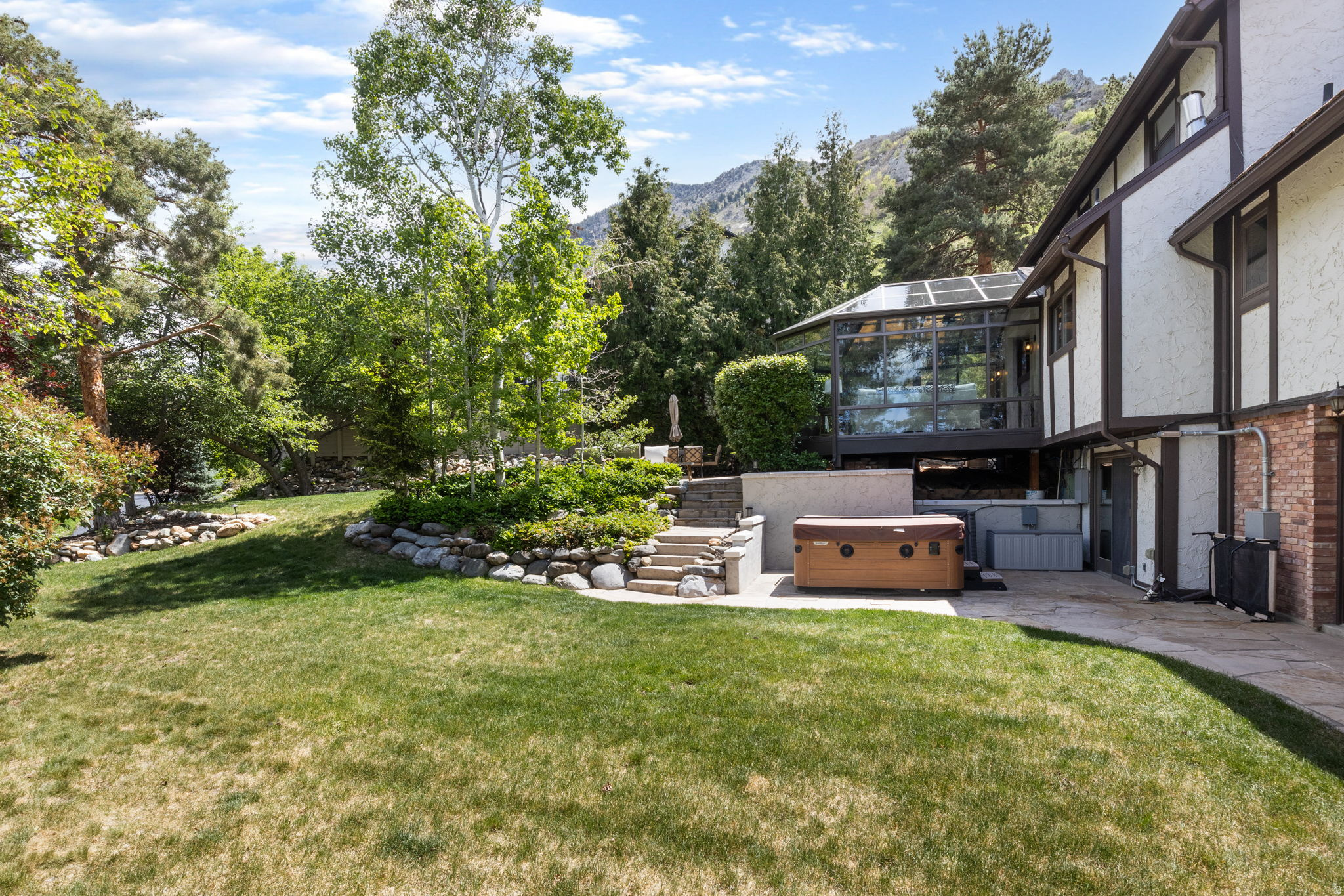 main property photo 50