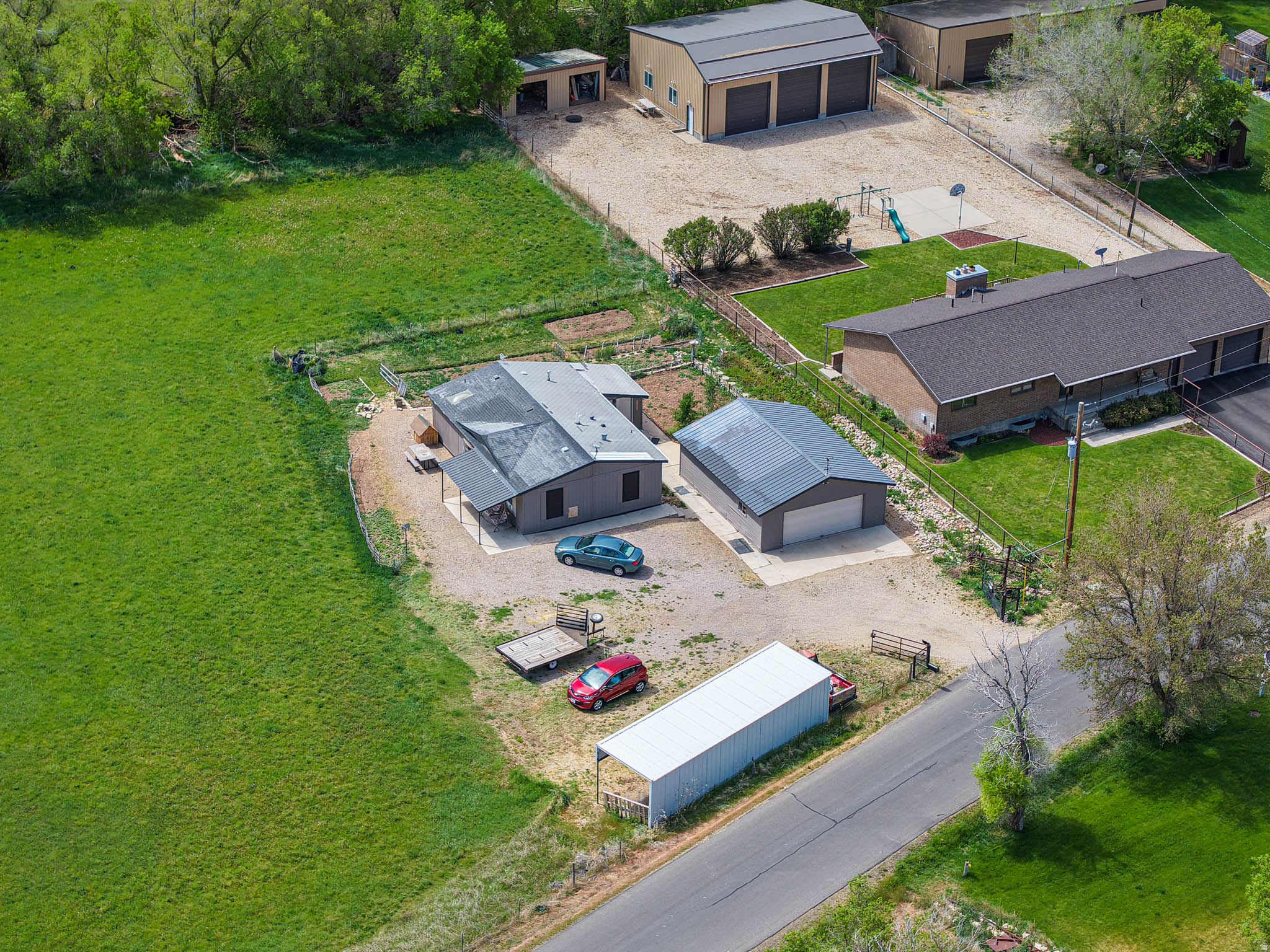 main property photo 5