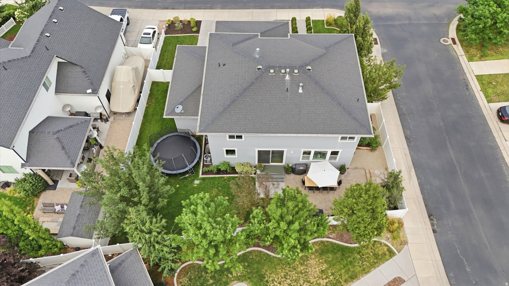 main property photo 43