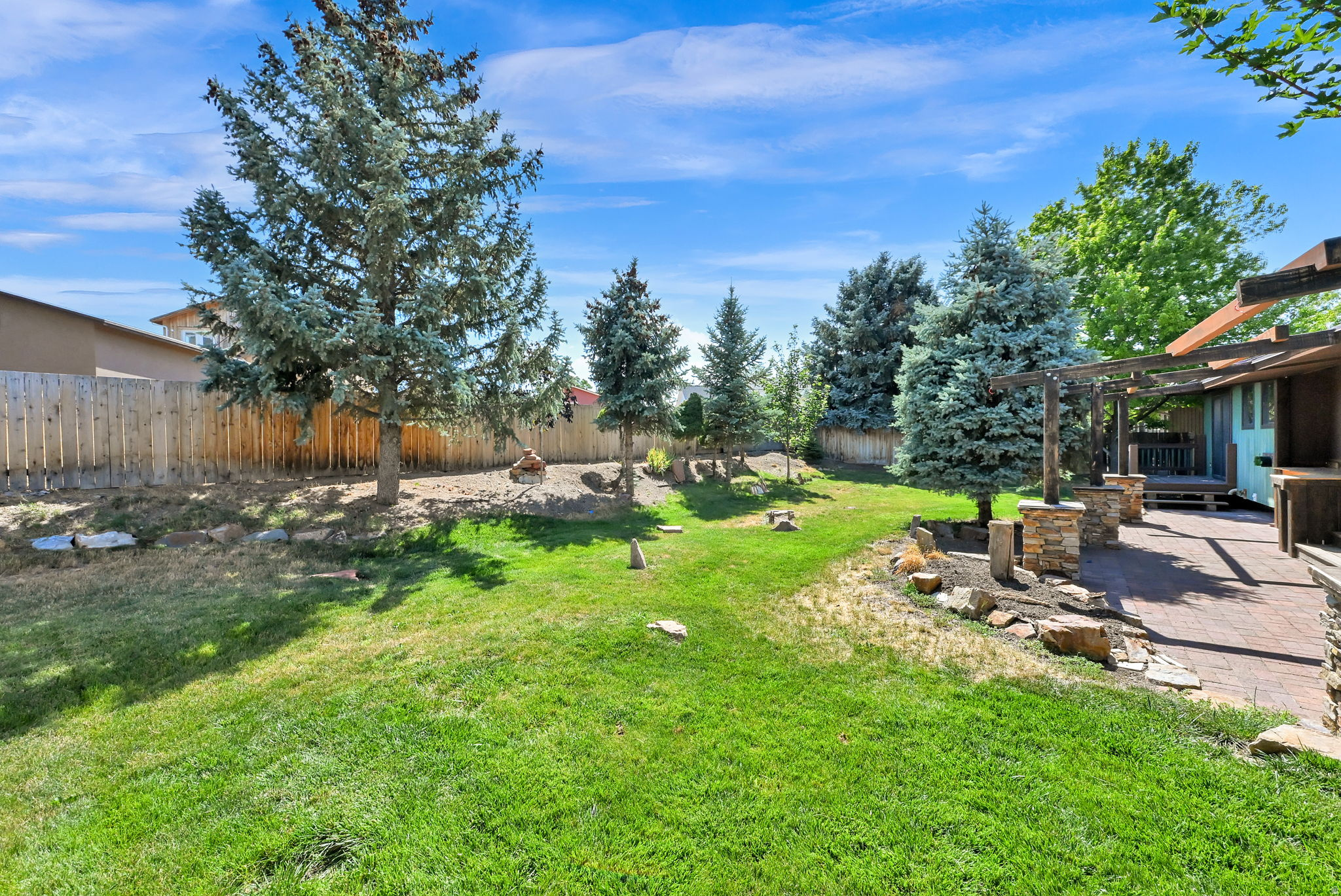 main property photo 27