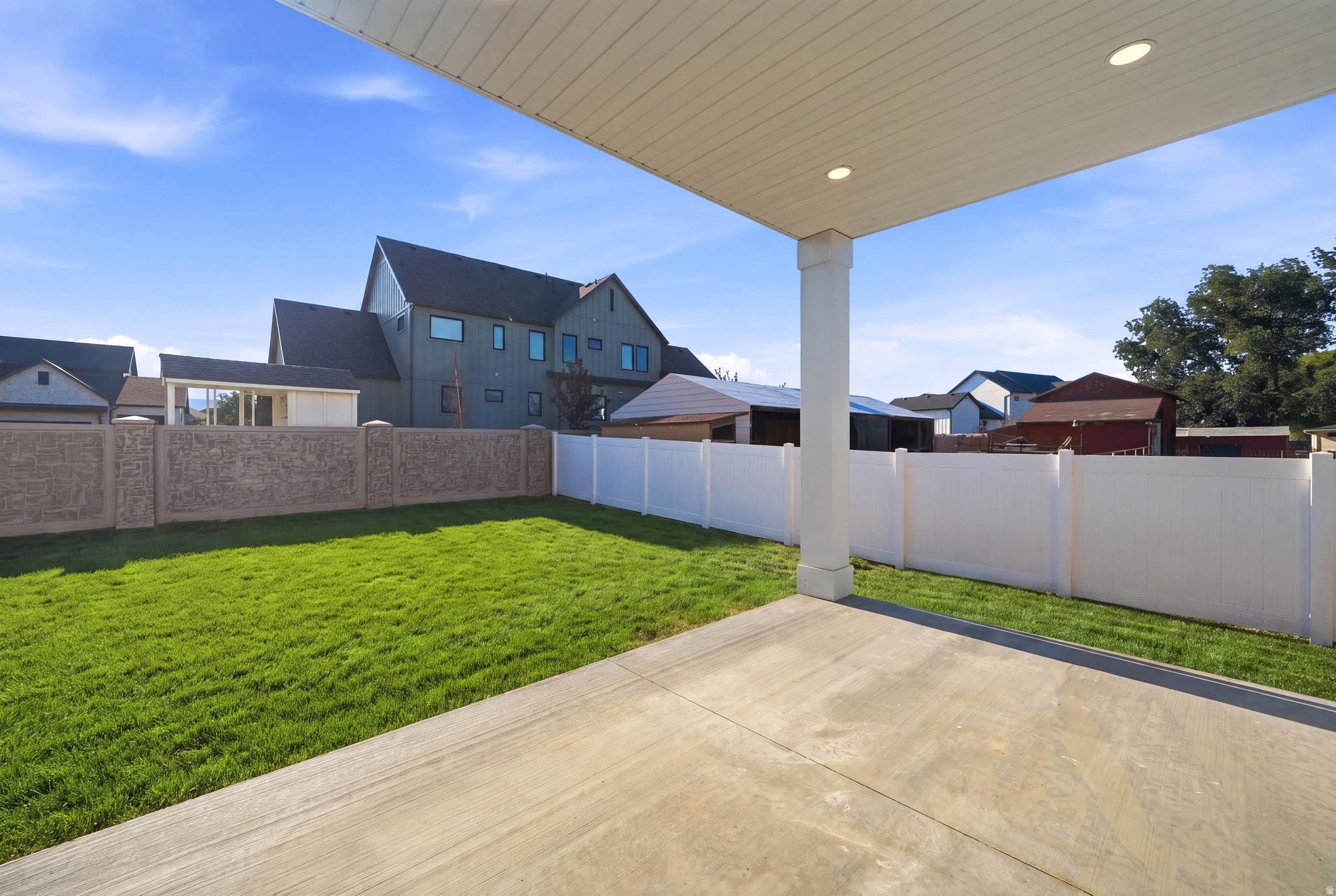main property photo 53