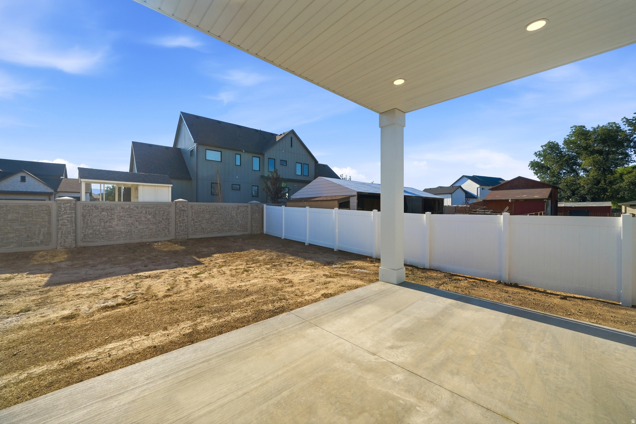main property photo 54