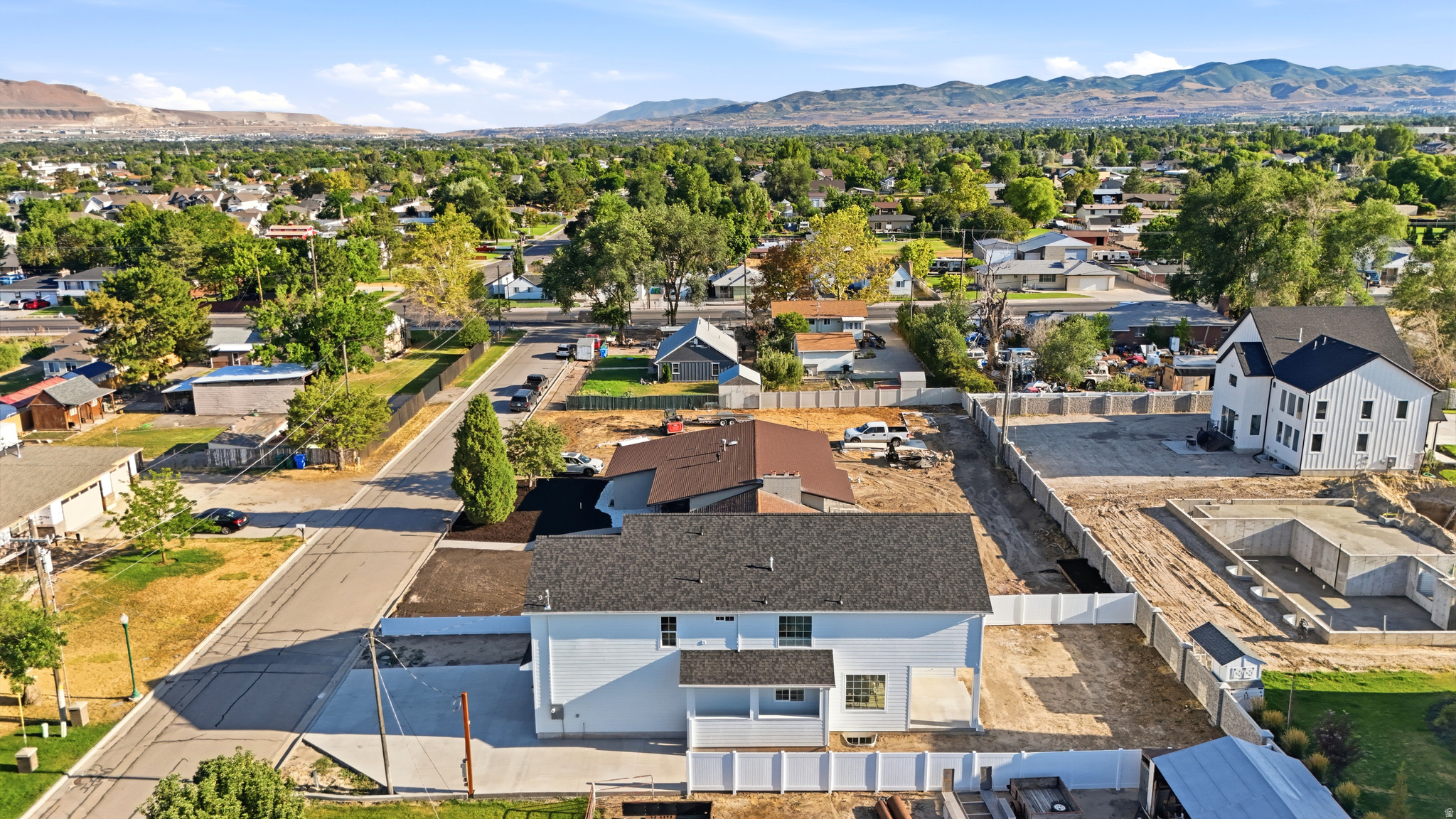 main property photo 62