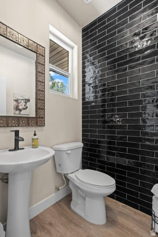 main property photo 15