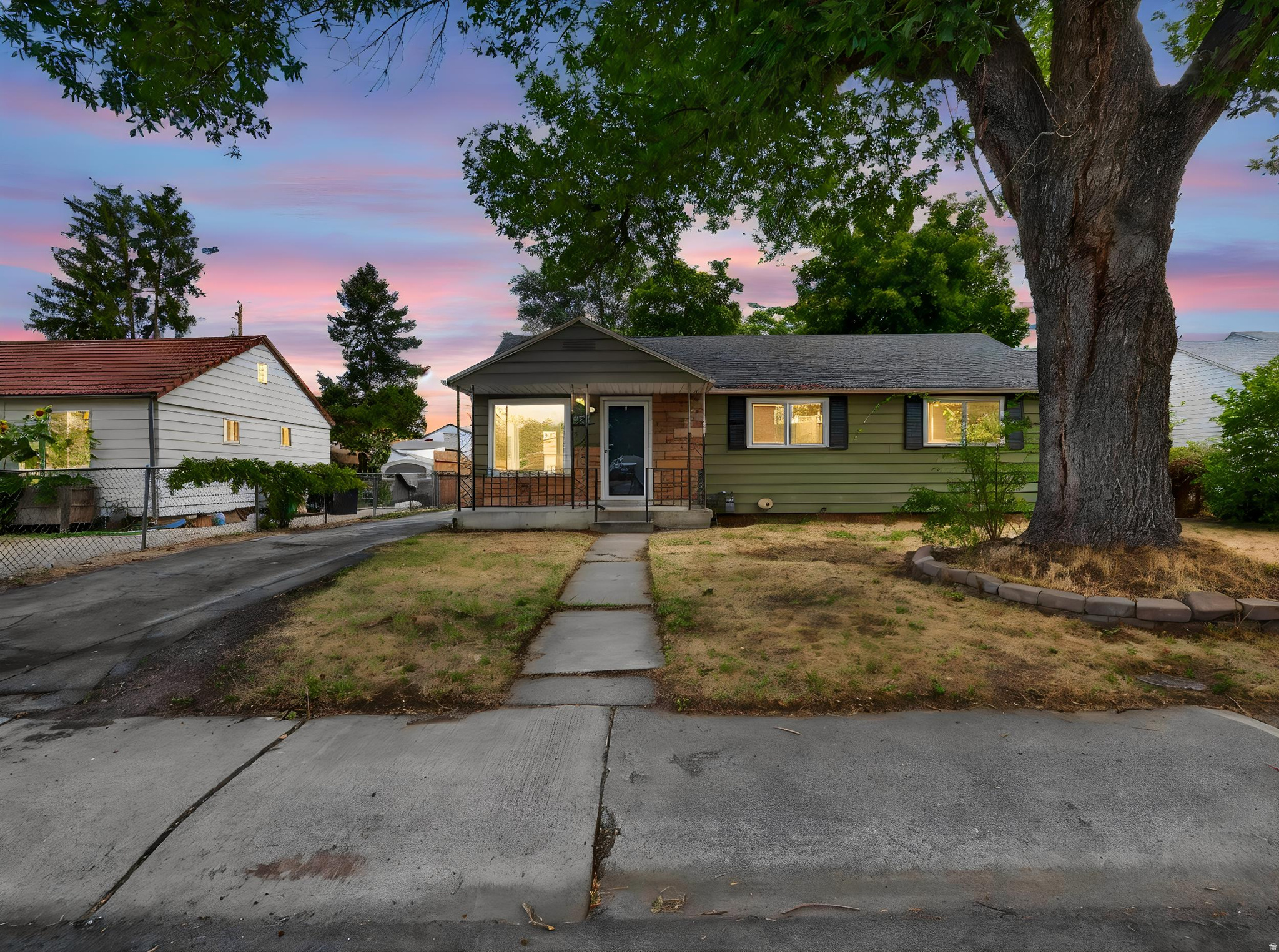 main property photo 33
