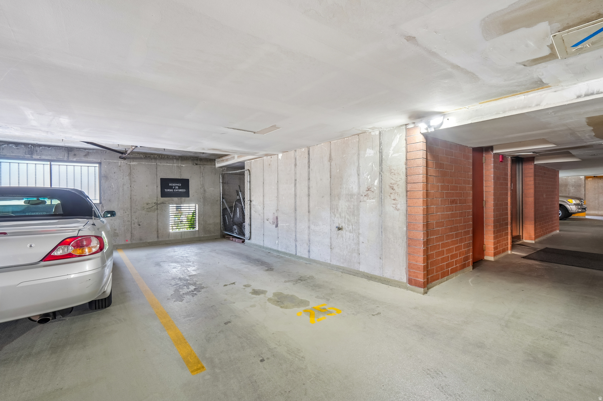 main property photo 29