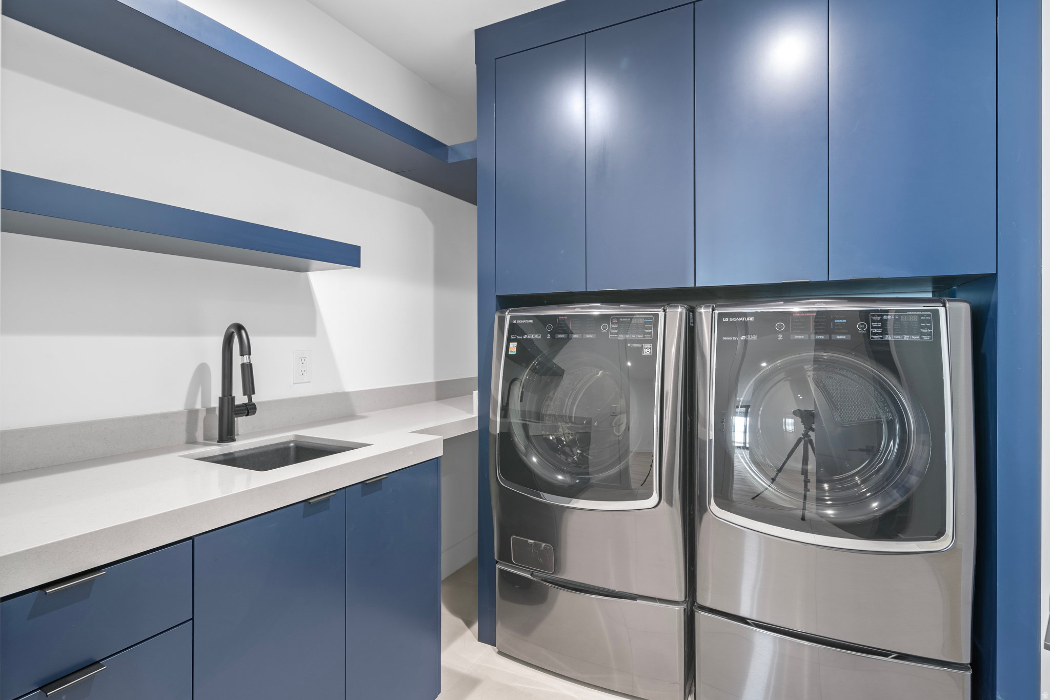 main property photo 60