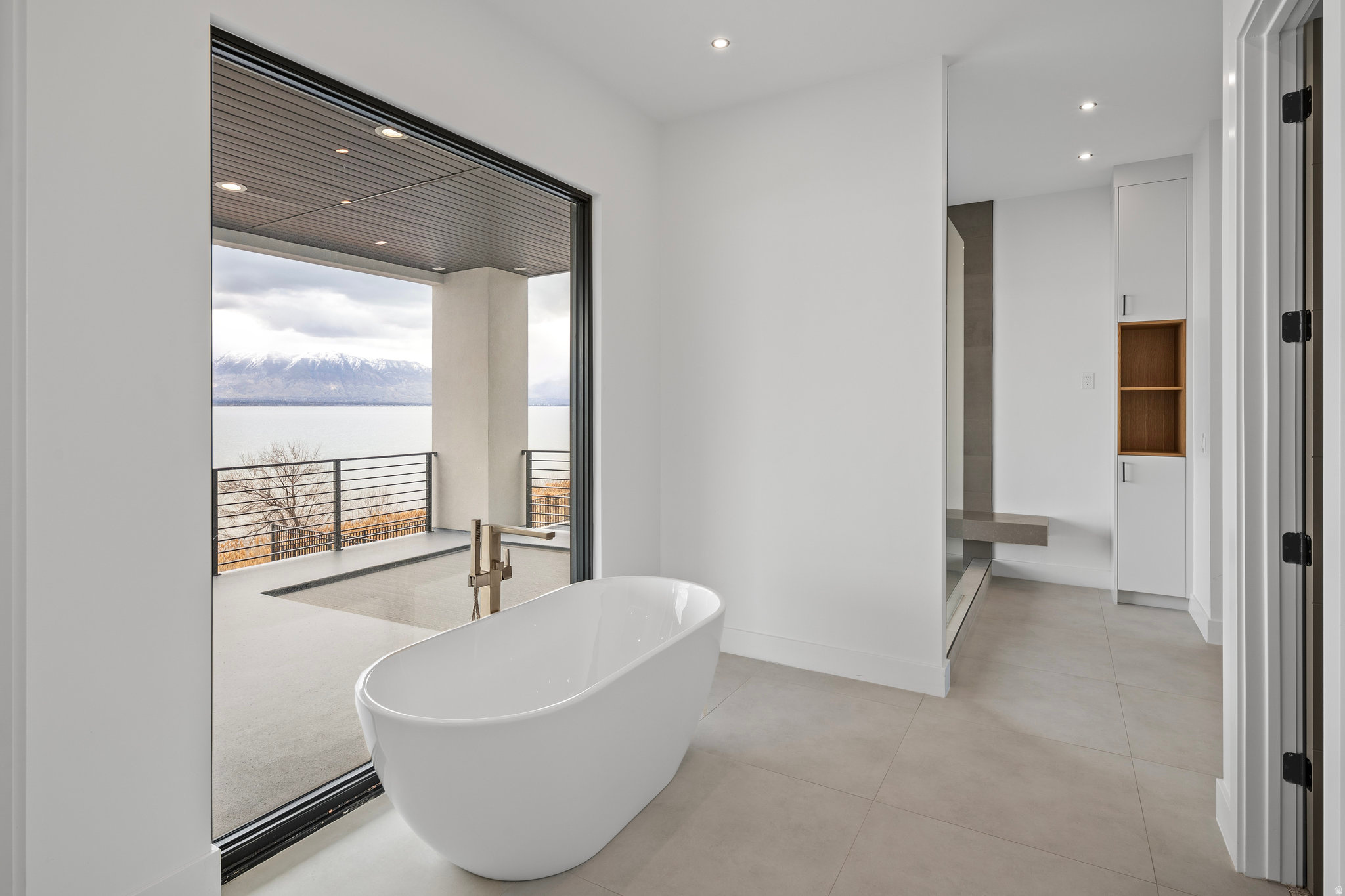 main property photo 66