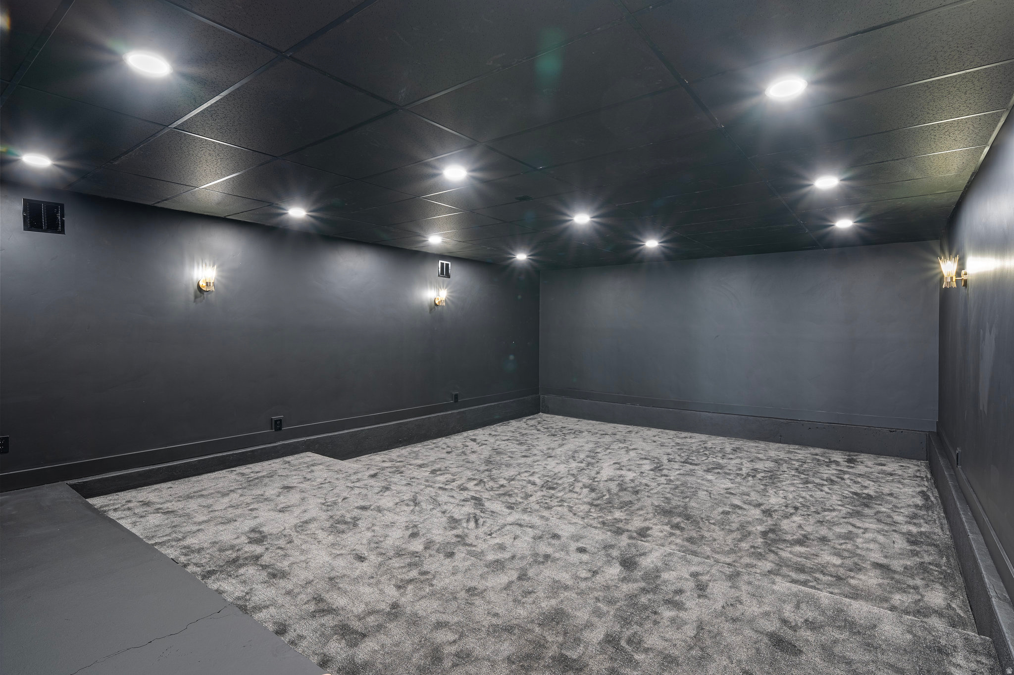 main property photo 78