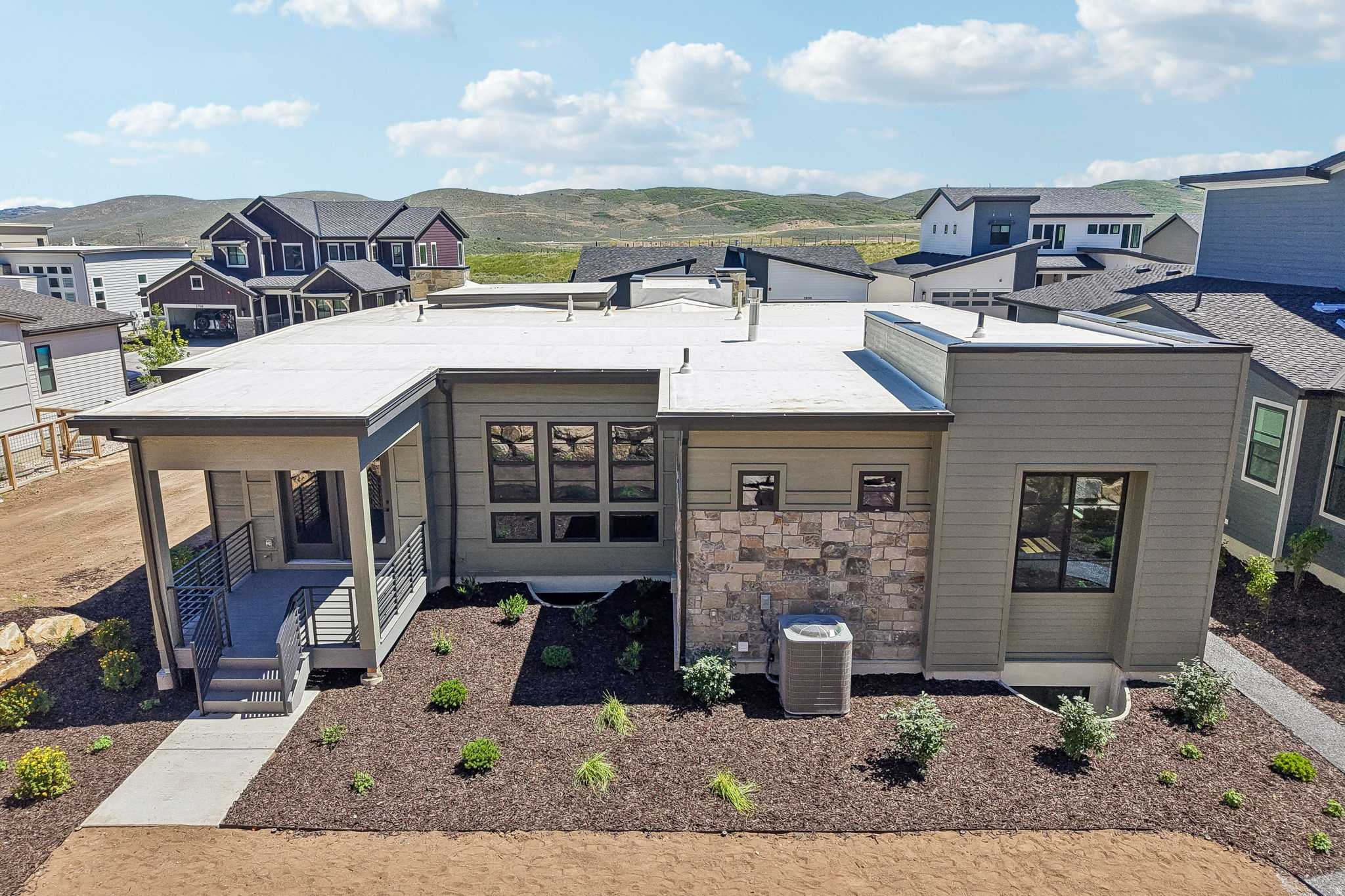 main property photo 41