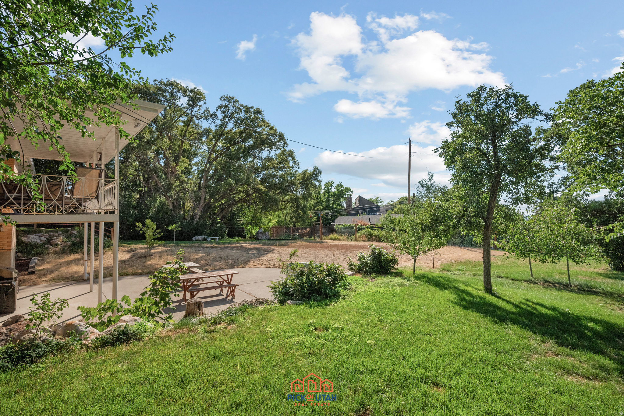 main property photo 50