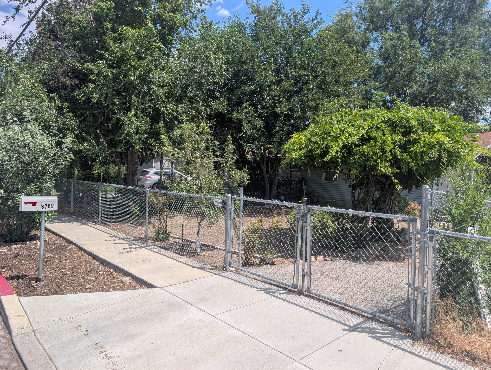 main property photo 10