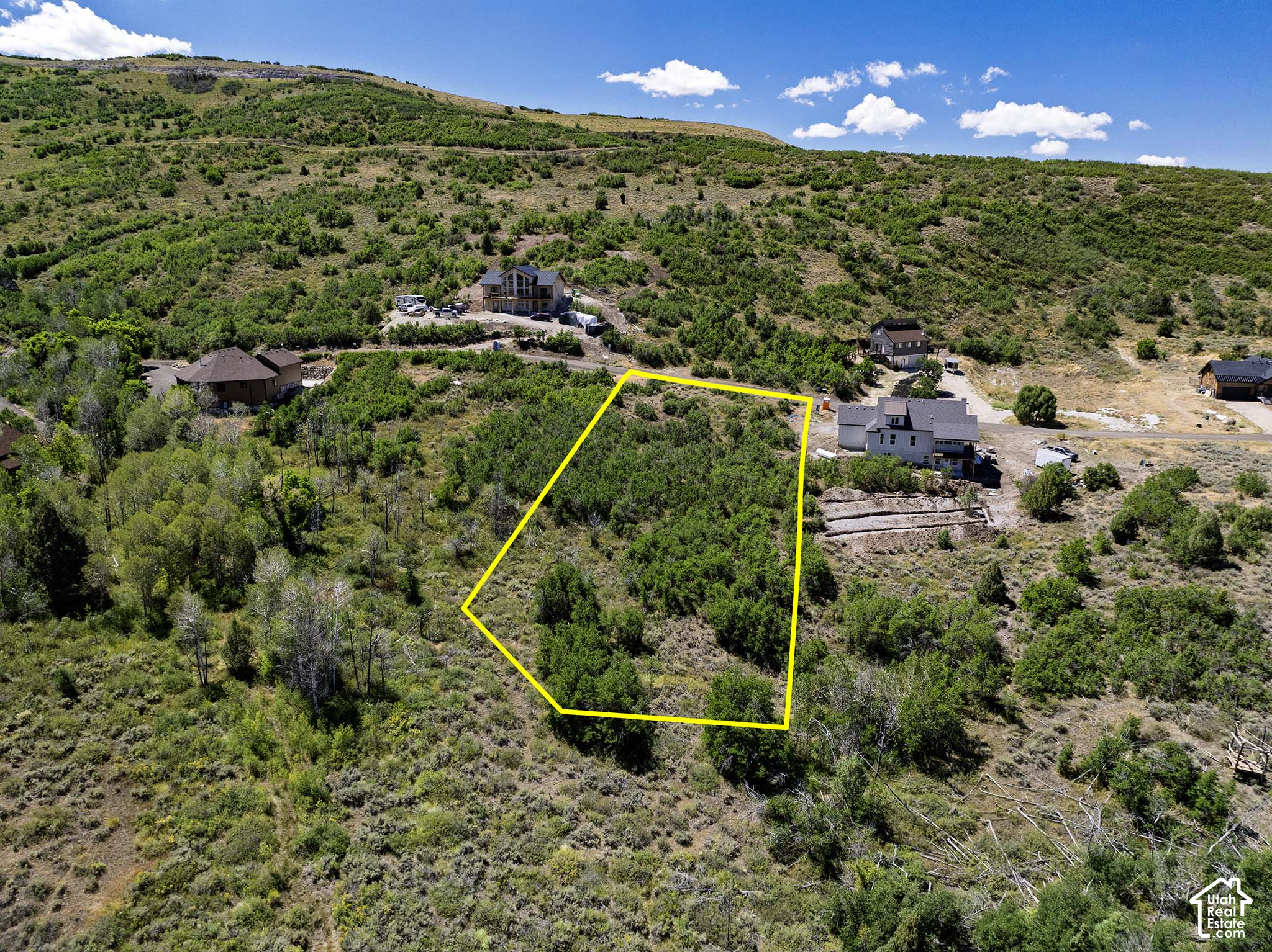 main property photo 10