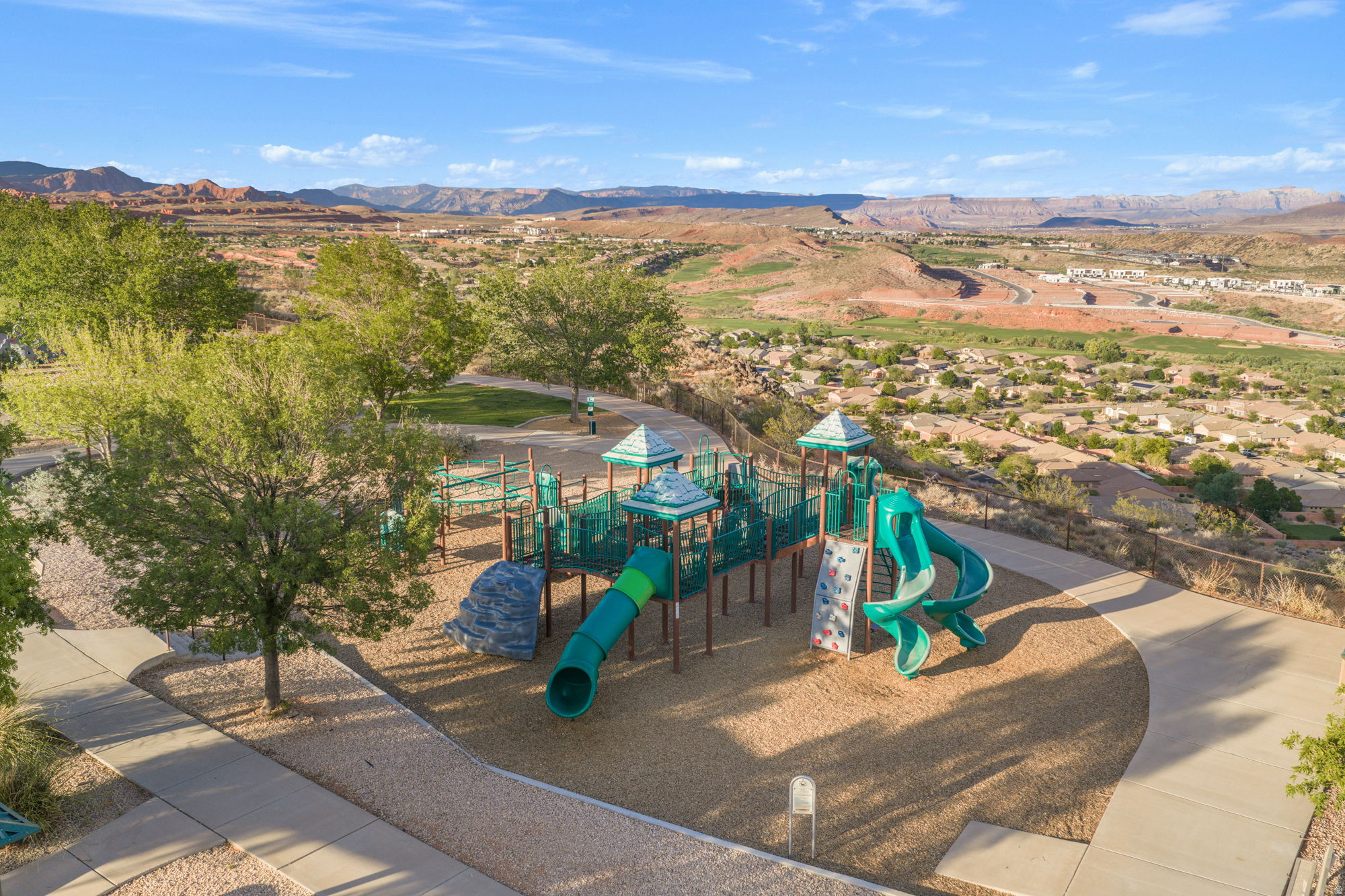 main property photo 45