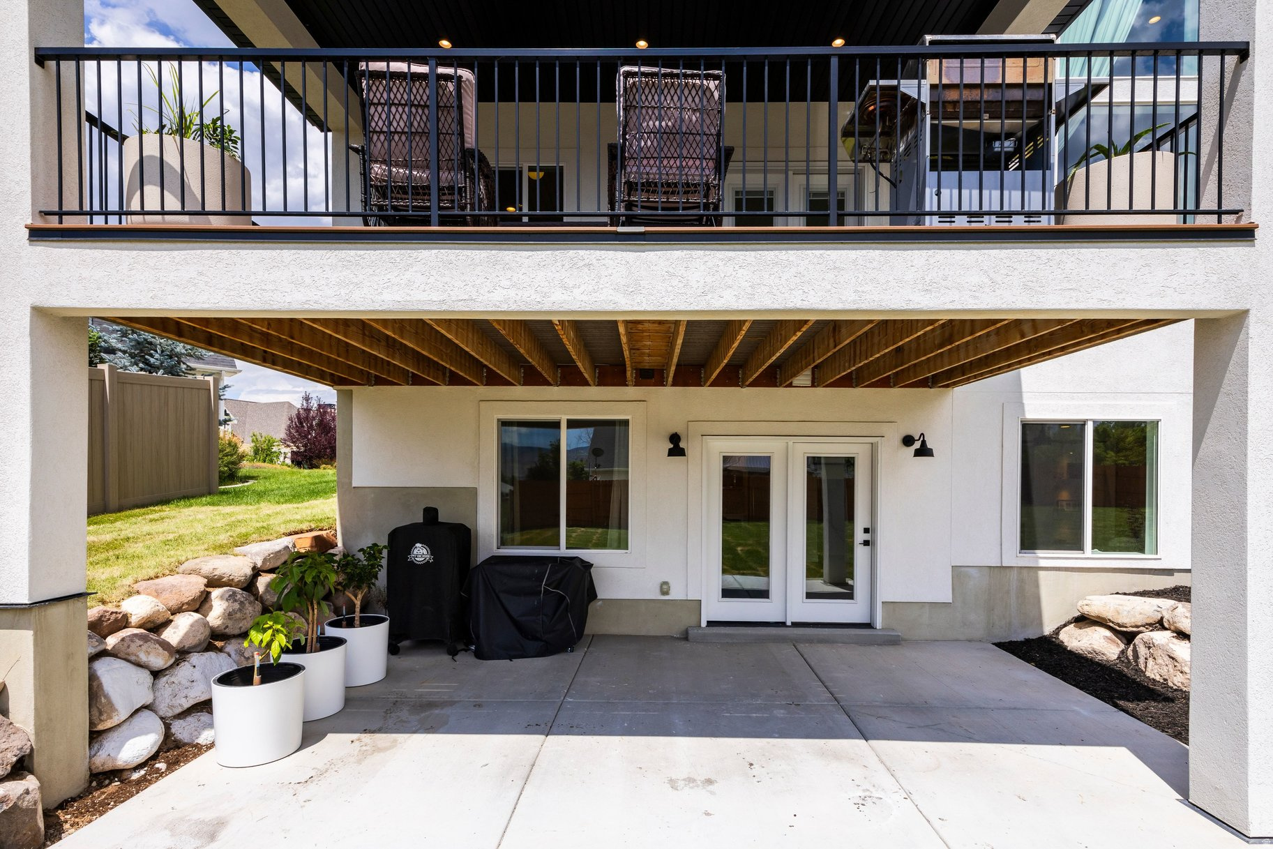 main property photo 44