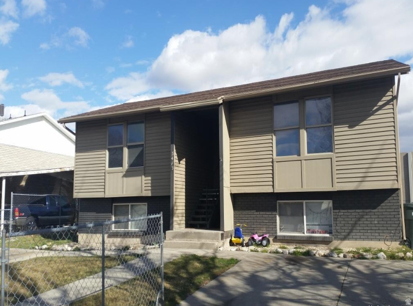 main property photo 0