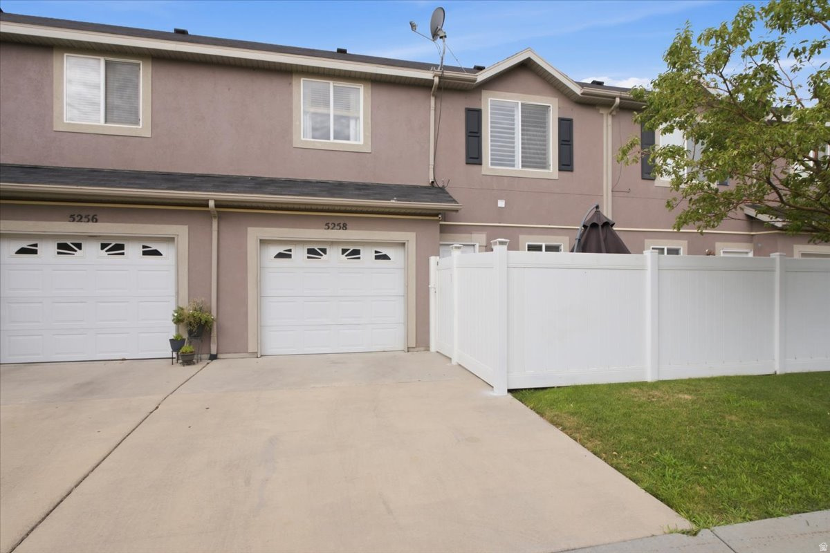 main property photo 18